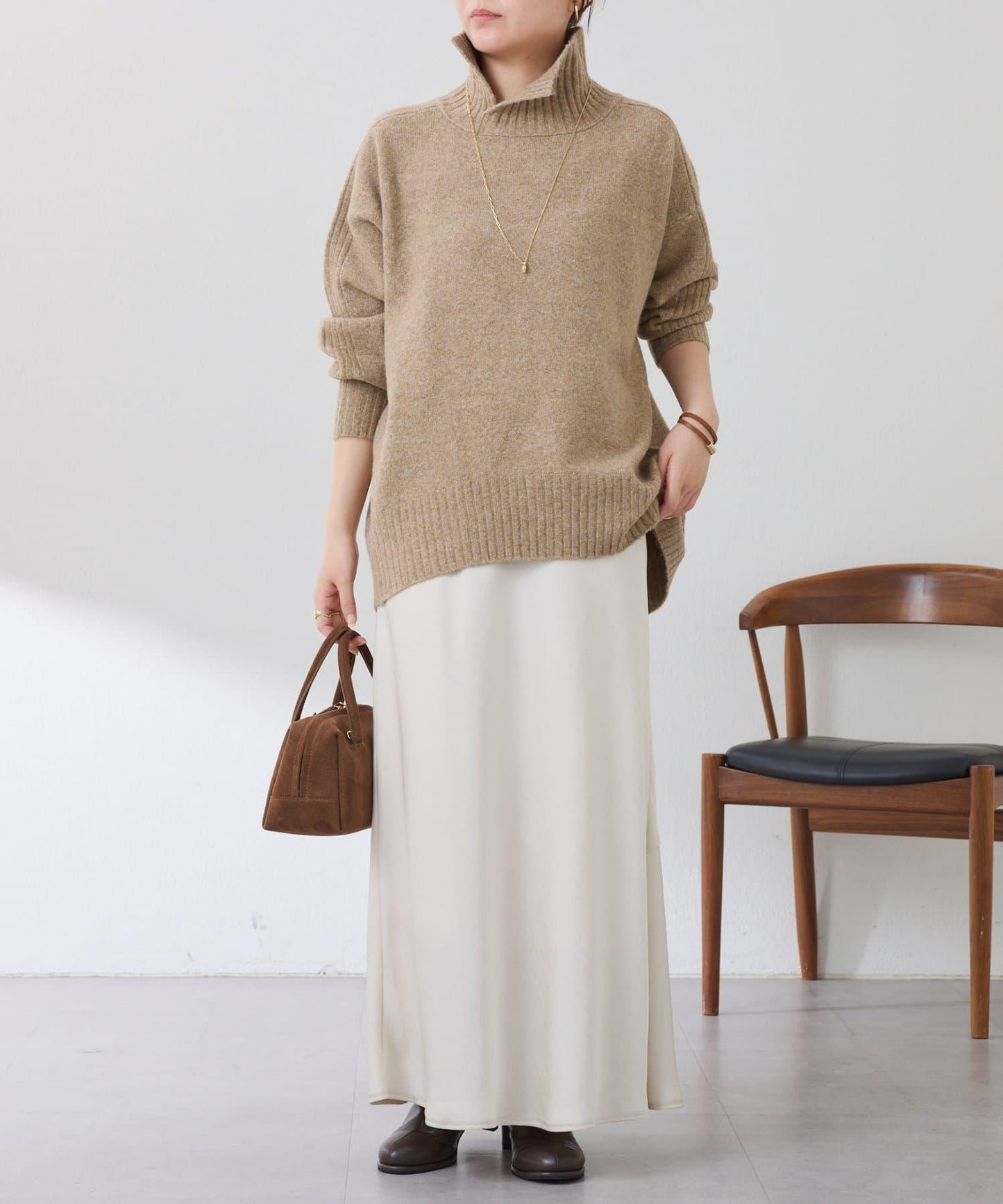 【可水洗針織】羊毛混紡開叉高領針織衫