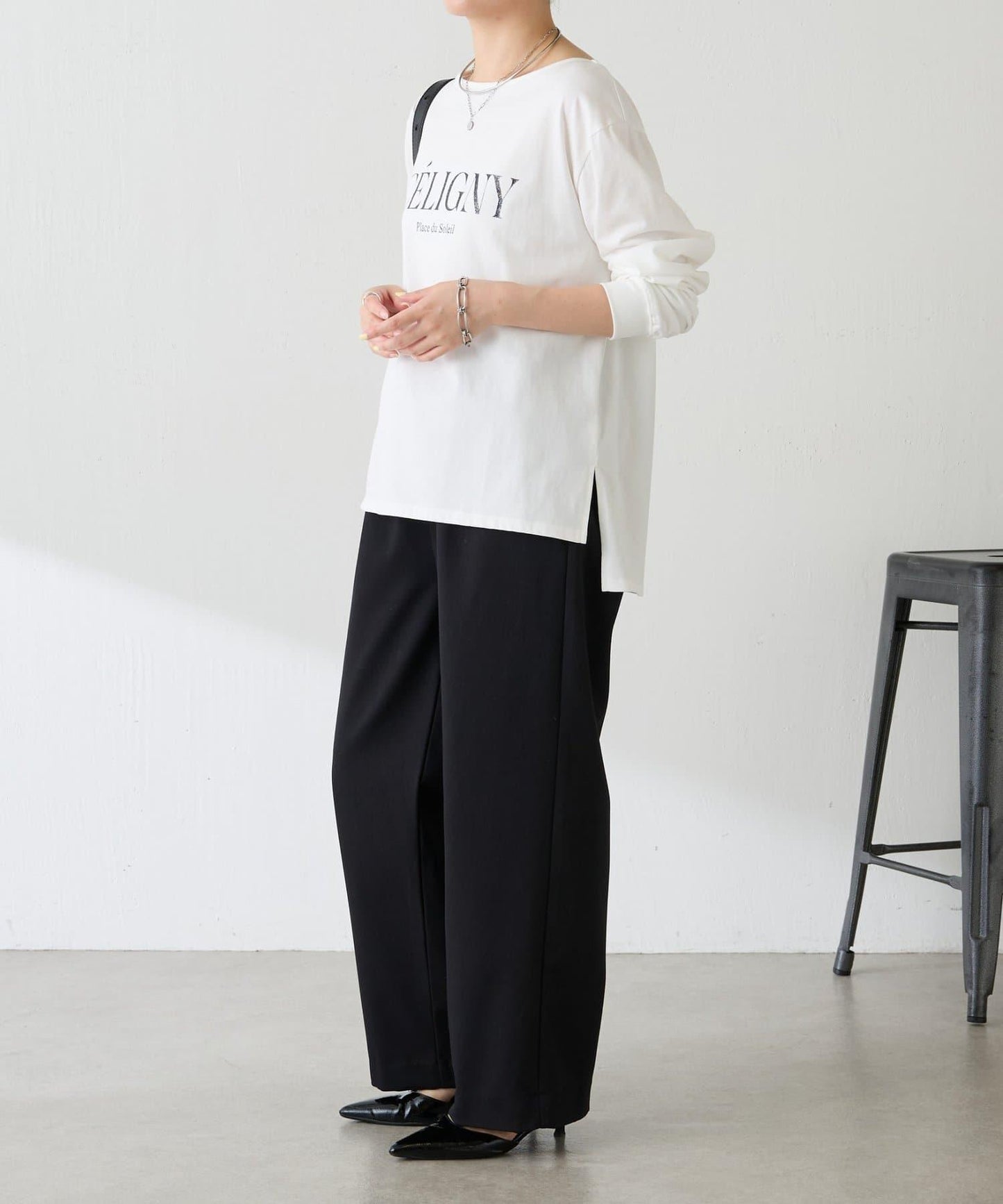 亮片字母長袖T恤/疊穿單品