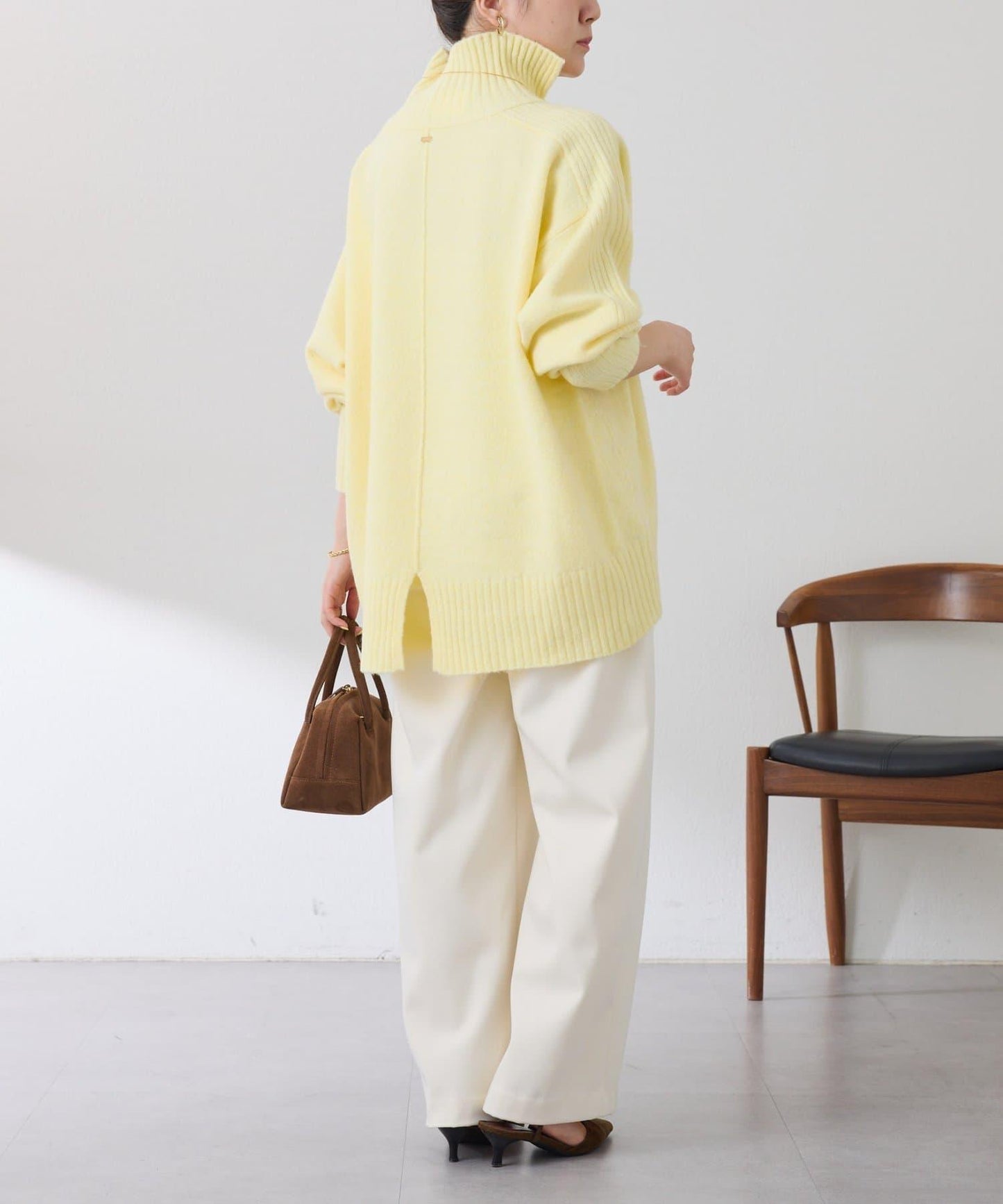 【可水洗針織】羊毛混紡開叉高領針織衫