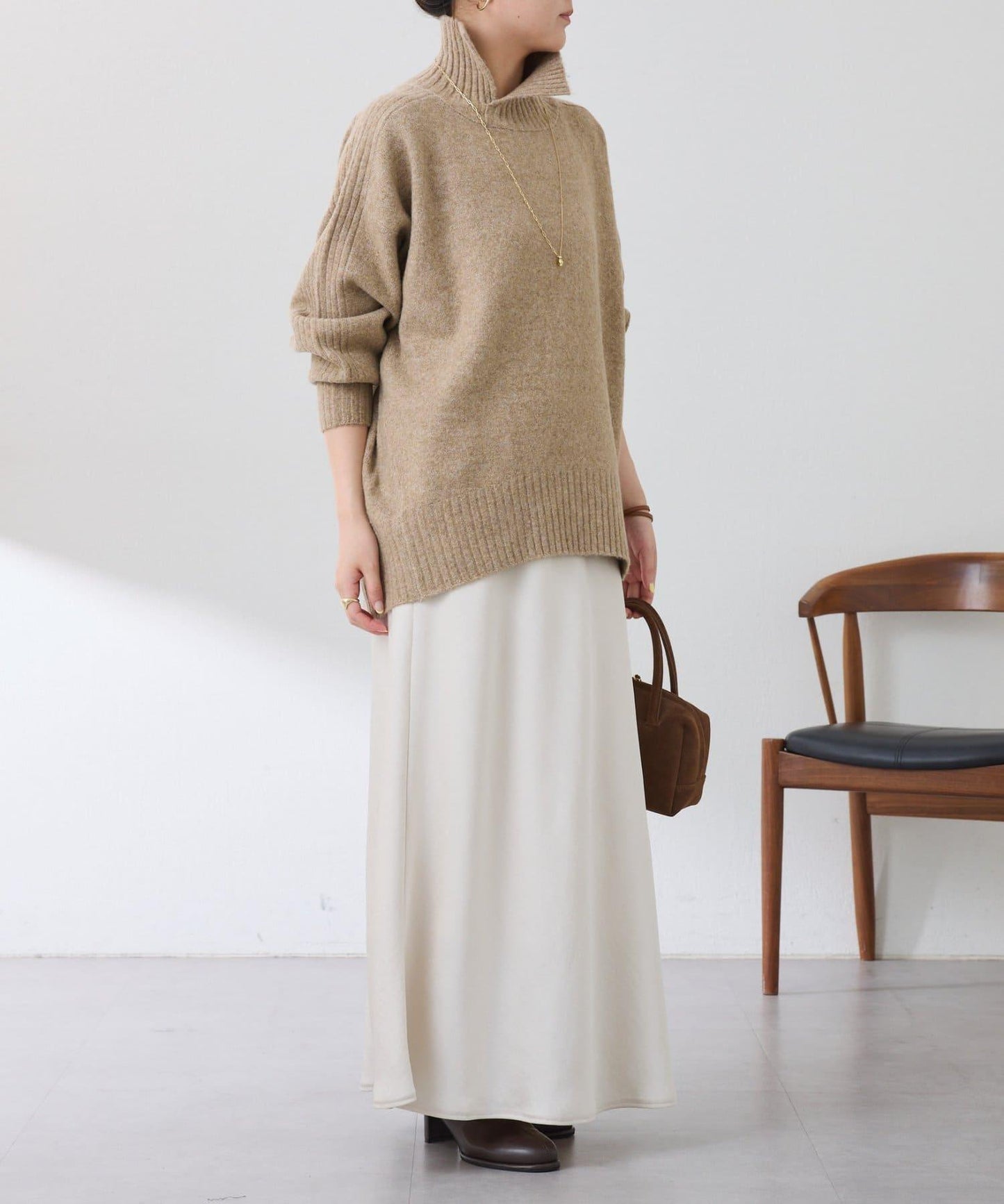 【可水洗針織】羊毛混紡開叉高領針織衫