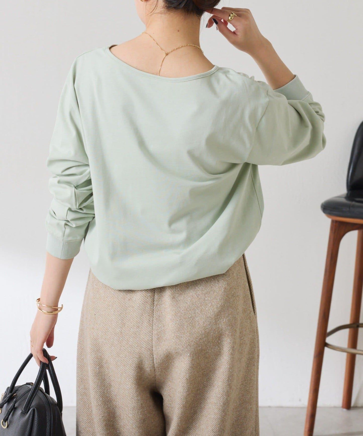 亮片字母長袖T恤/疊穿單品