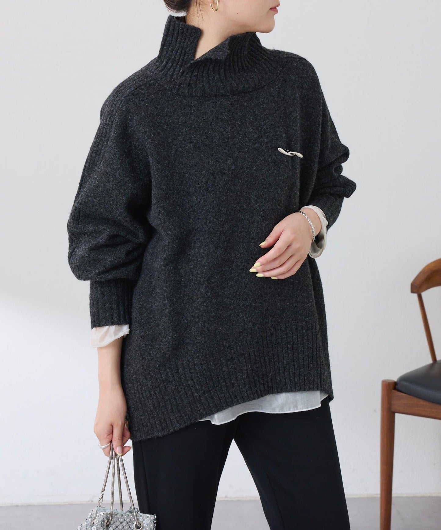 【可水洗針織】羊毛混紡開叉高領針織衫
