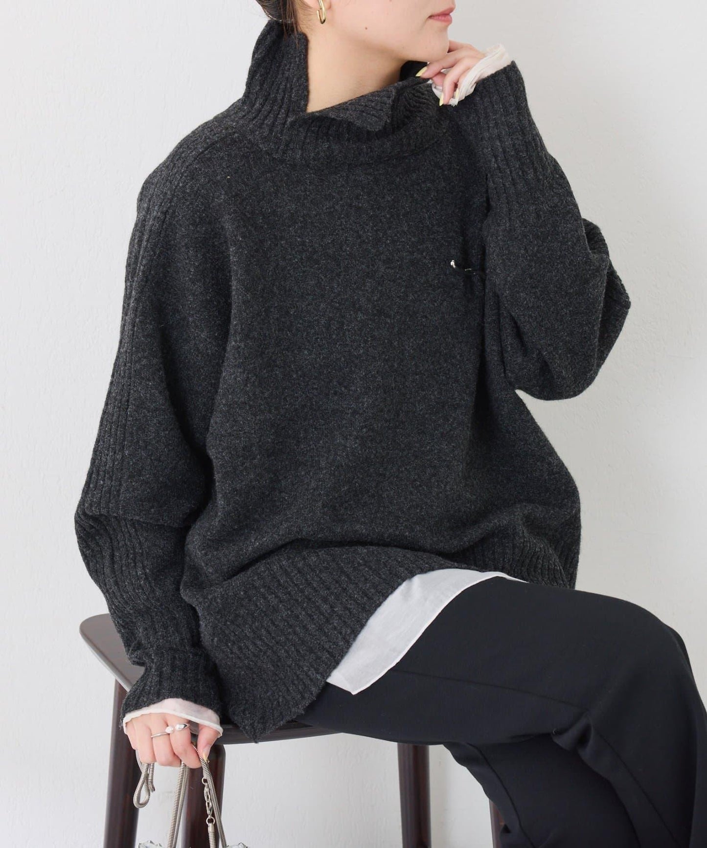 【可水洗針織】羊毛混紡開叉高領針織衫
