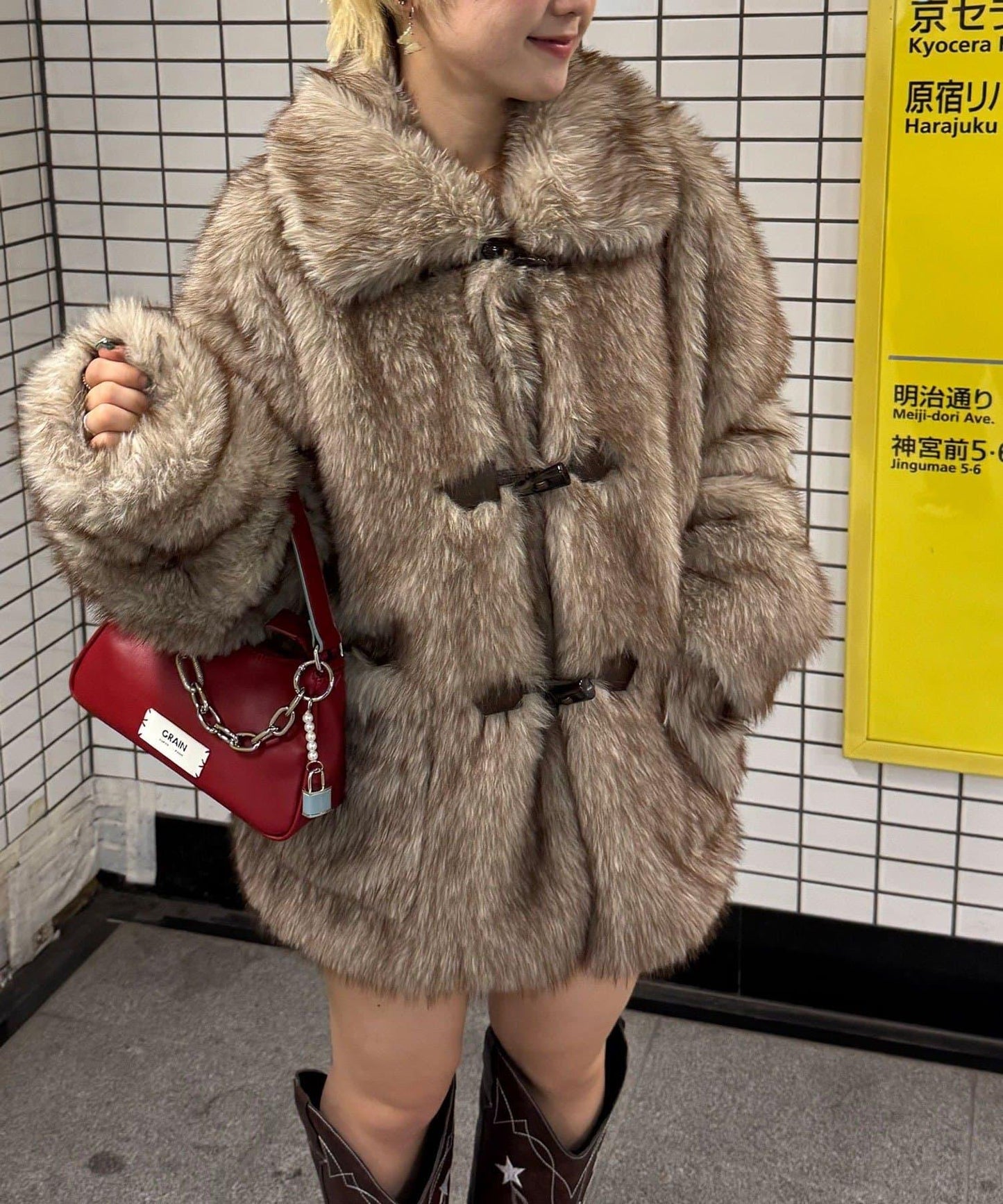 牛角扣毛絨夾克