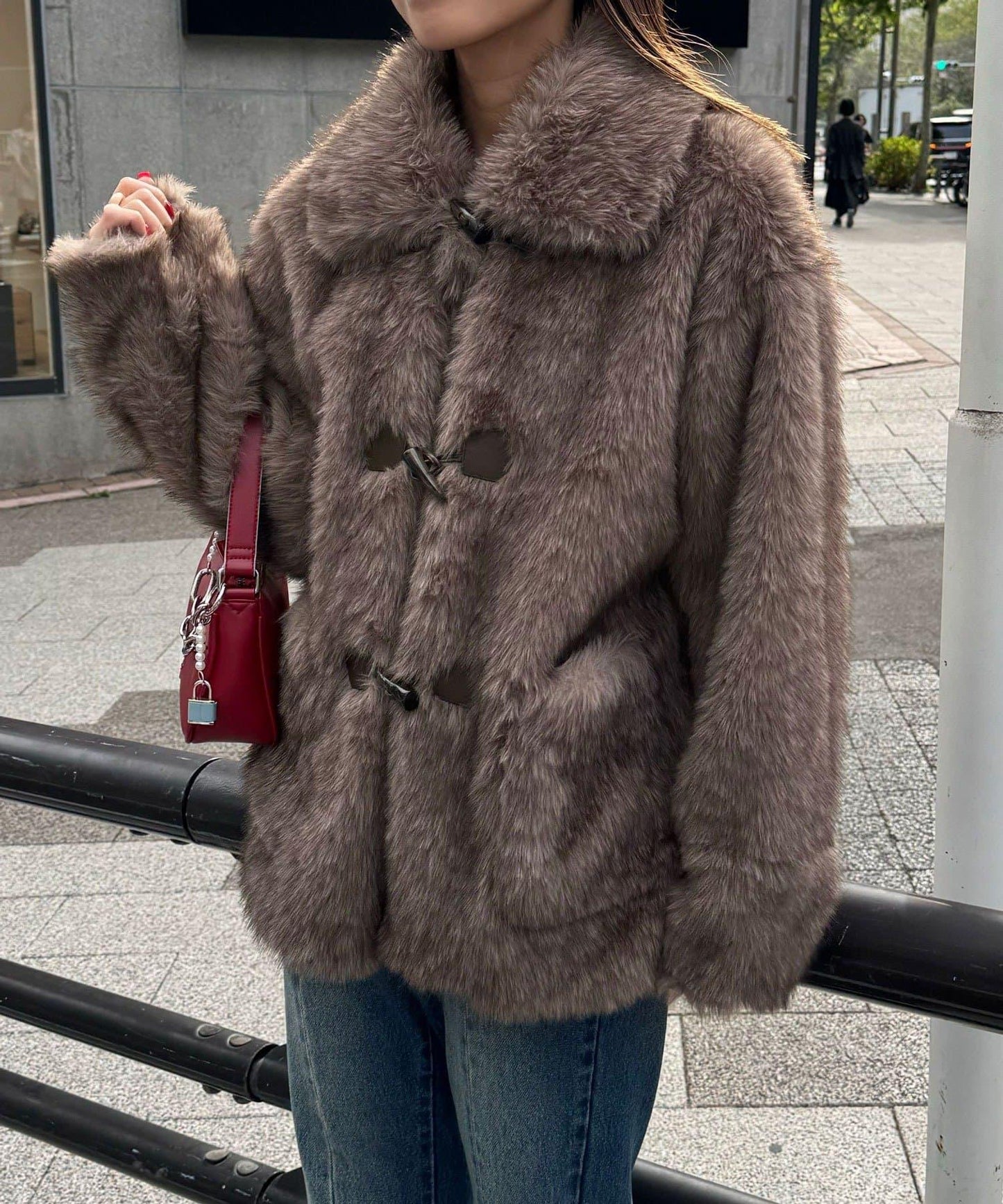 牛角扣毛絨夾克