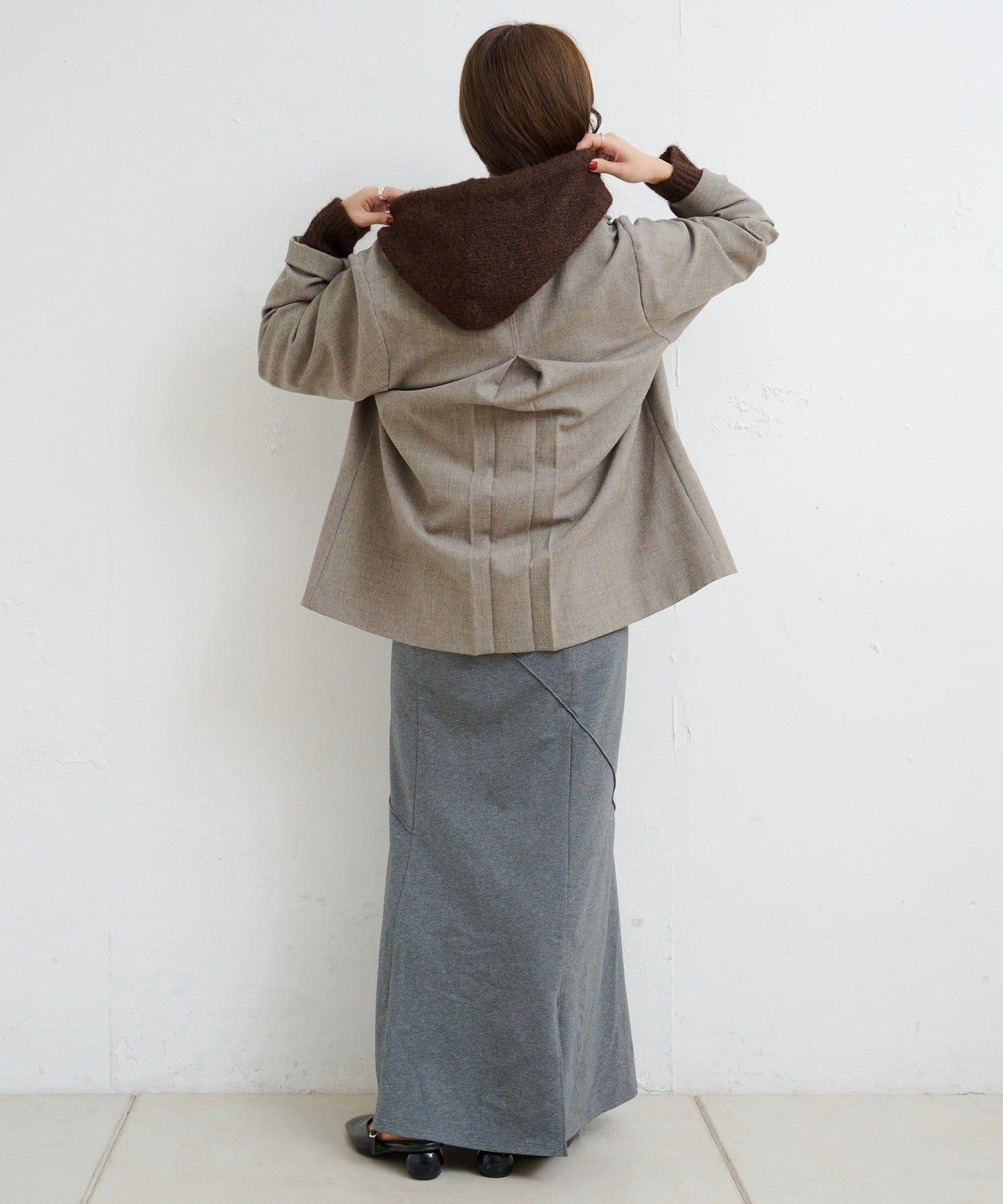 B 羊毛圈紗針織連帽衫