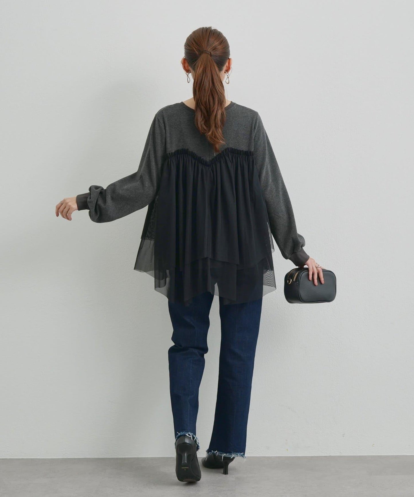 大人甜美風格拼接網紗套頭衫