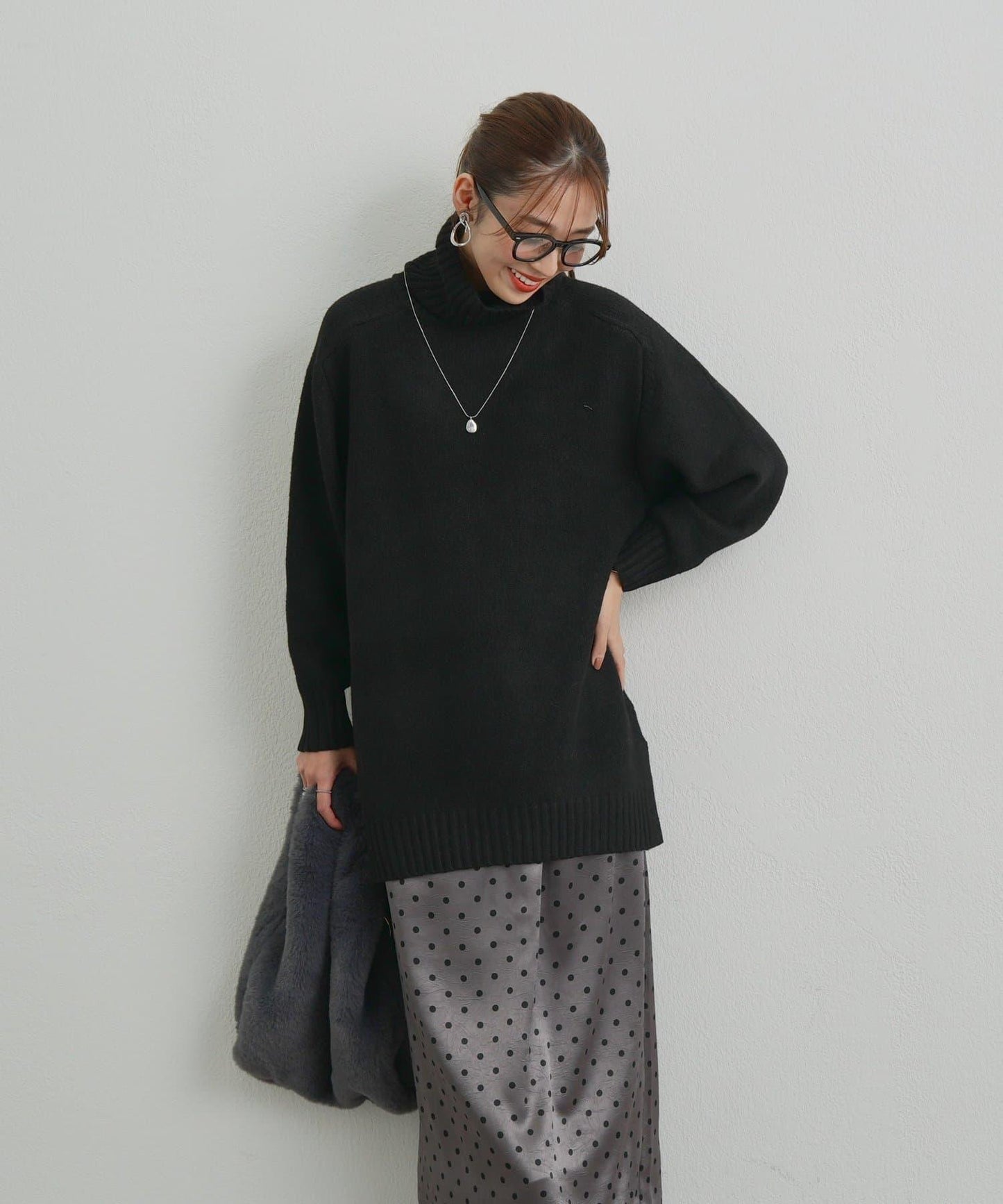 高搭配性羊毛風高領針織長款上衣