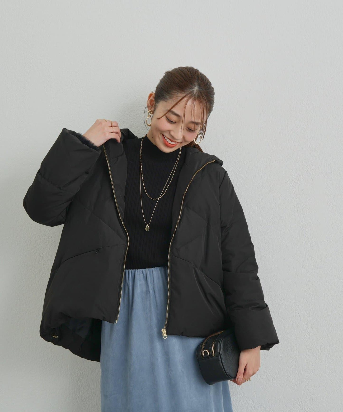 袖部毛絨拼接不規則羅紋針織衫