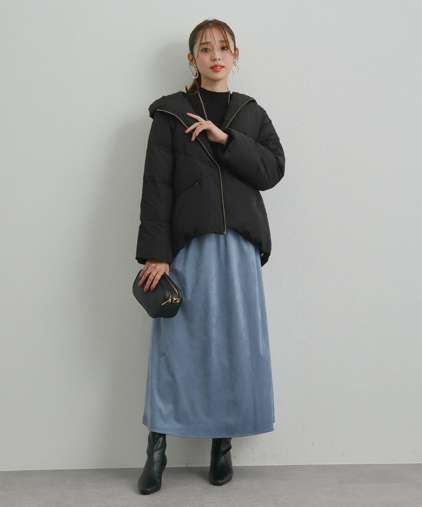 袖部毛絨拼接不規則羅紋針織衫