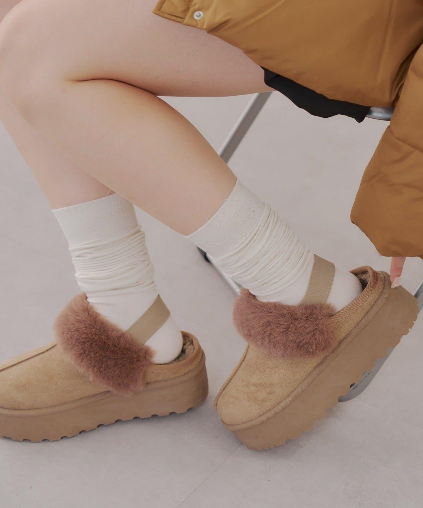 【RMAF】仿麂皮羊羔絨涼拖