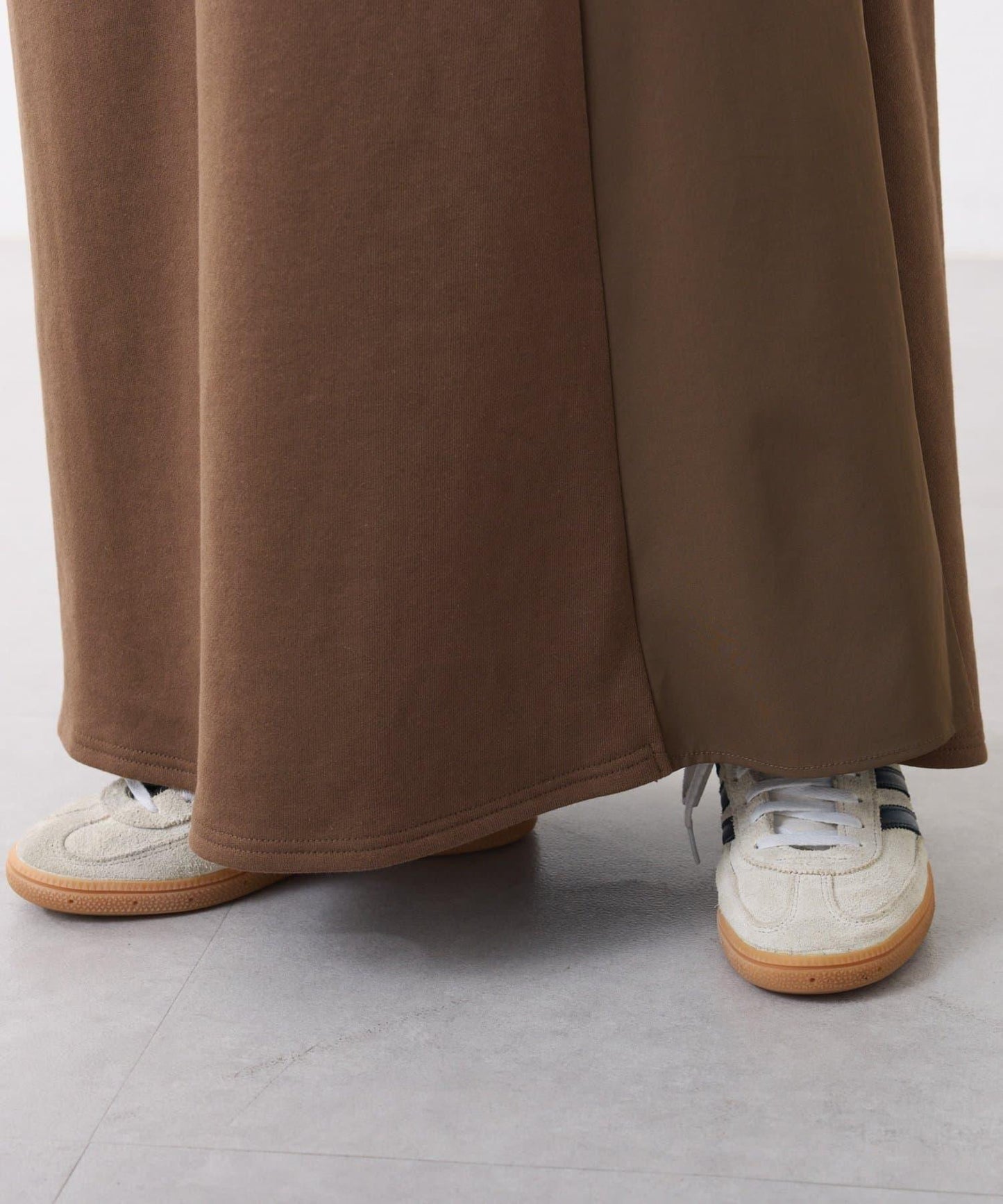 異材質拼接半拉鍊連衣裙