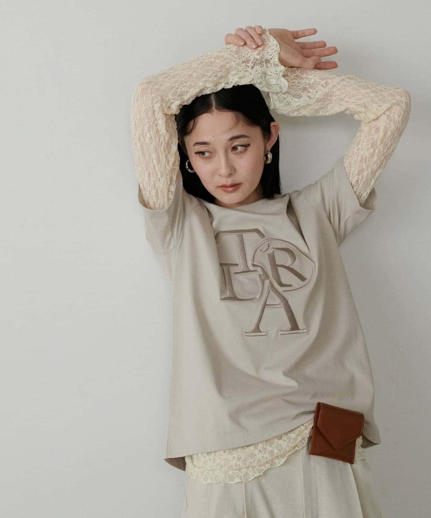 【LARUTA】加厚立體logo刺繡T恤