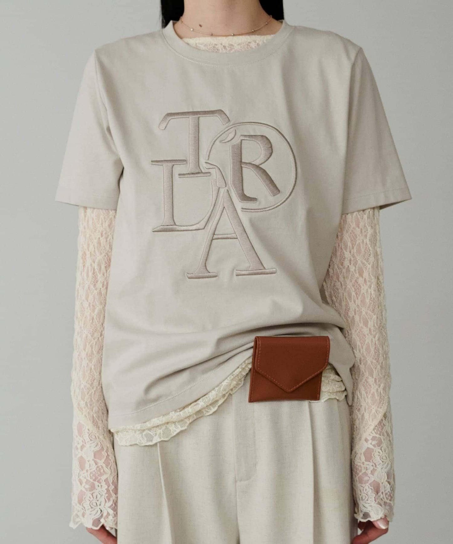 【LARUTA】加厚立體logo刺繡T恤