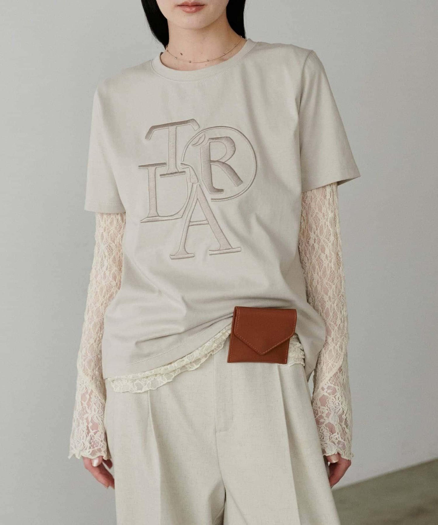 【LARUTA】加厚立體logo刺繡T恤