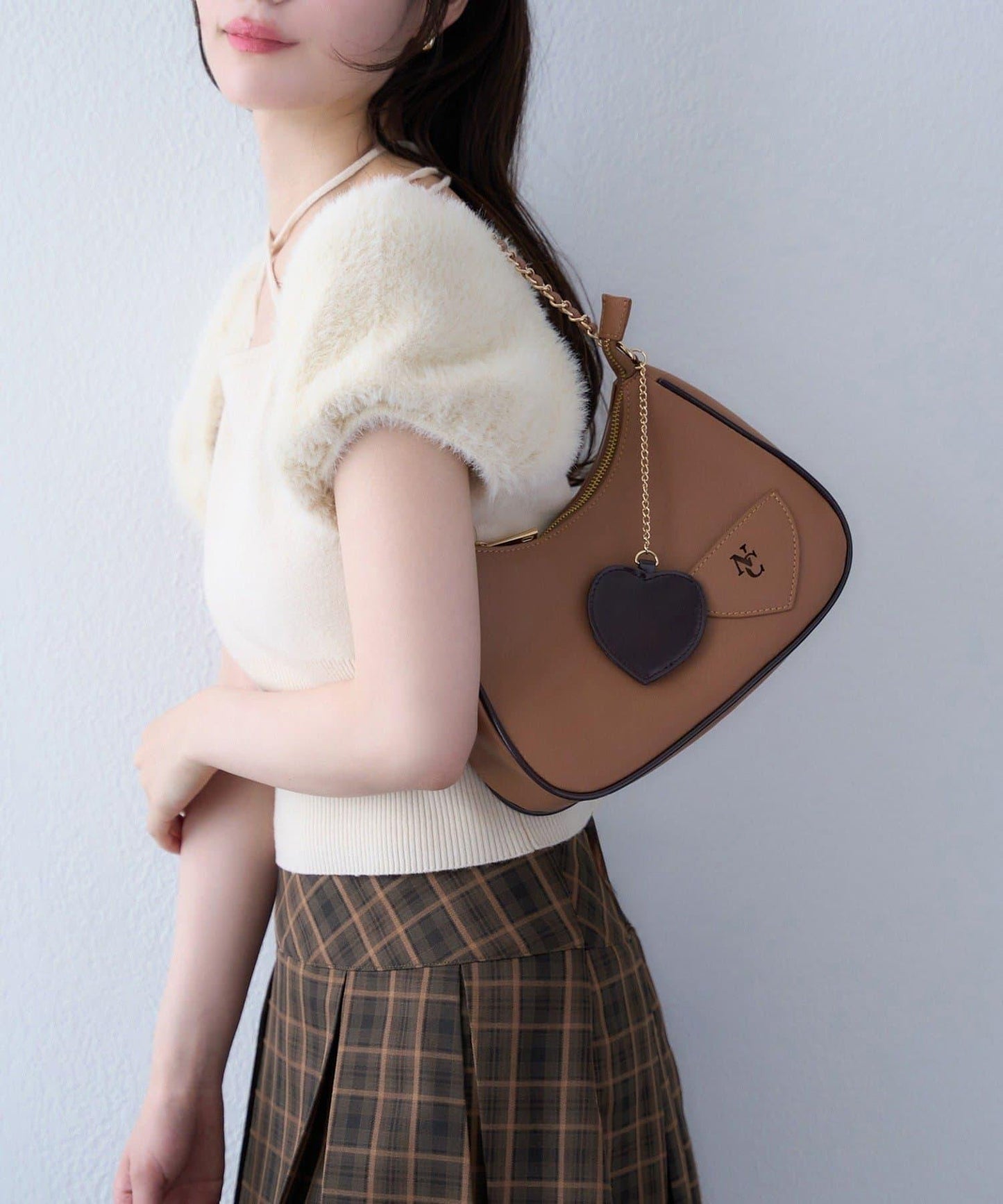 【one after another】愛心口袋包