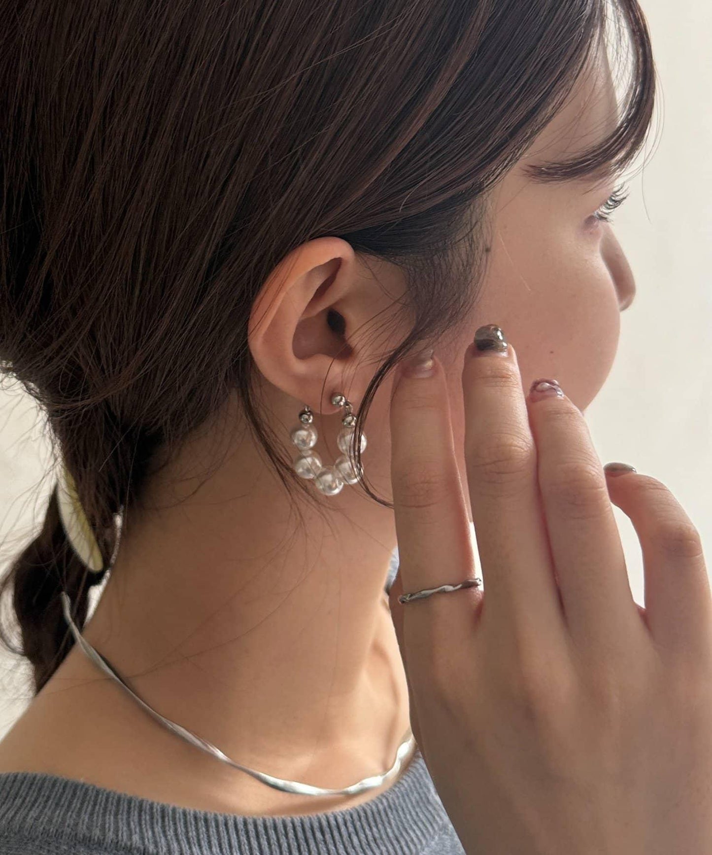 小珍珠圈形耳環