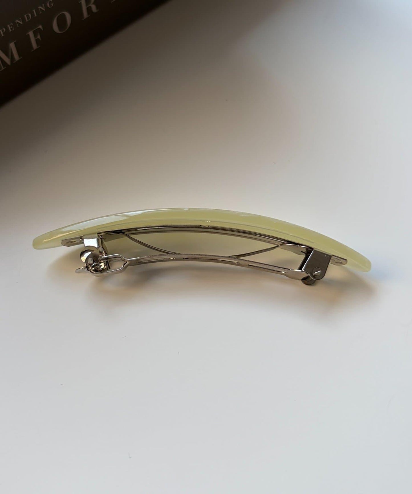 細長橢圓形髮夾