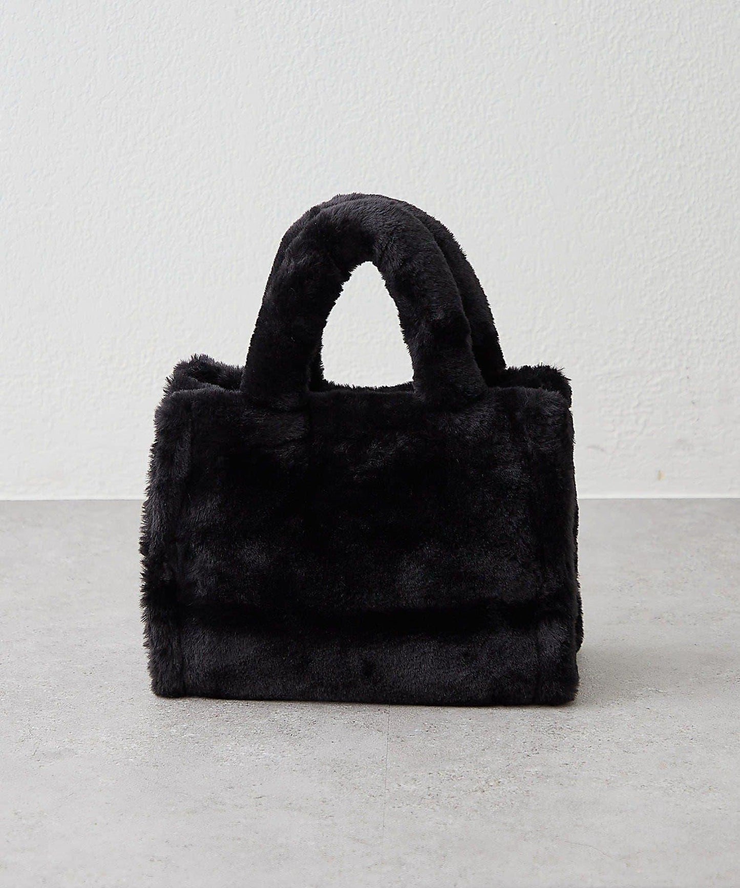 【OUTLET限定】標誌刺繡毛絨托特包