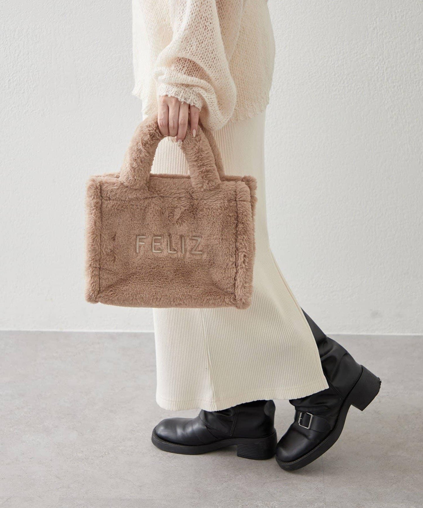 【OUTLET限定】標誌刺繡毛絨托特包