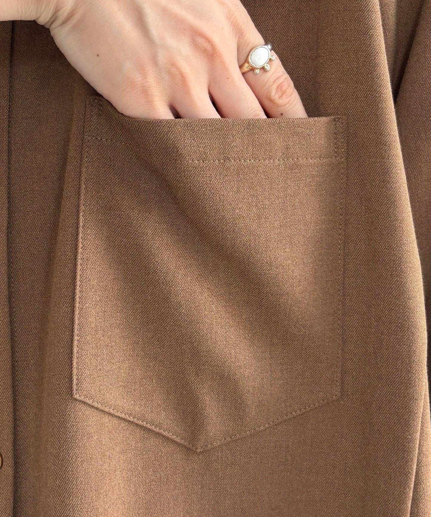 羊毛風寬鬆蝙蝠袖大襯衫