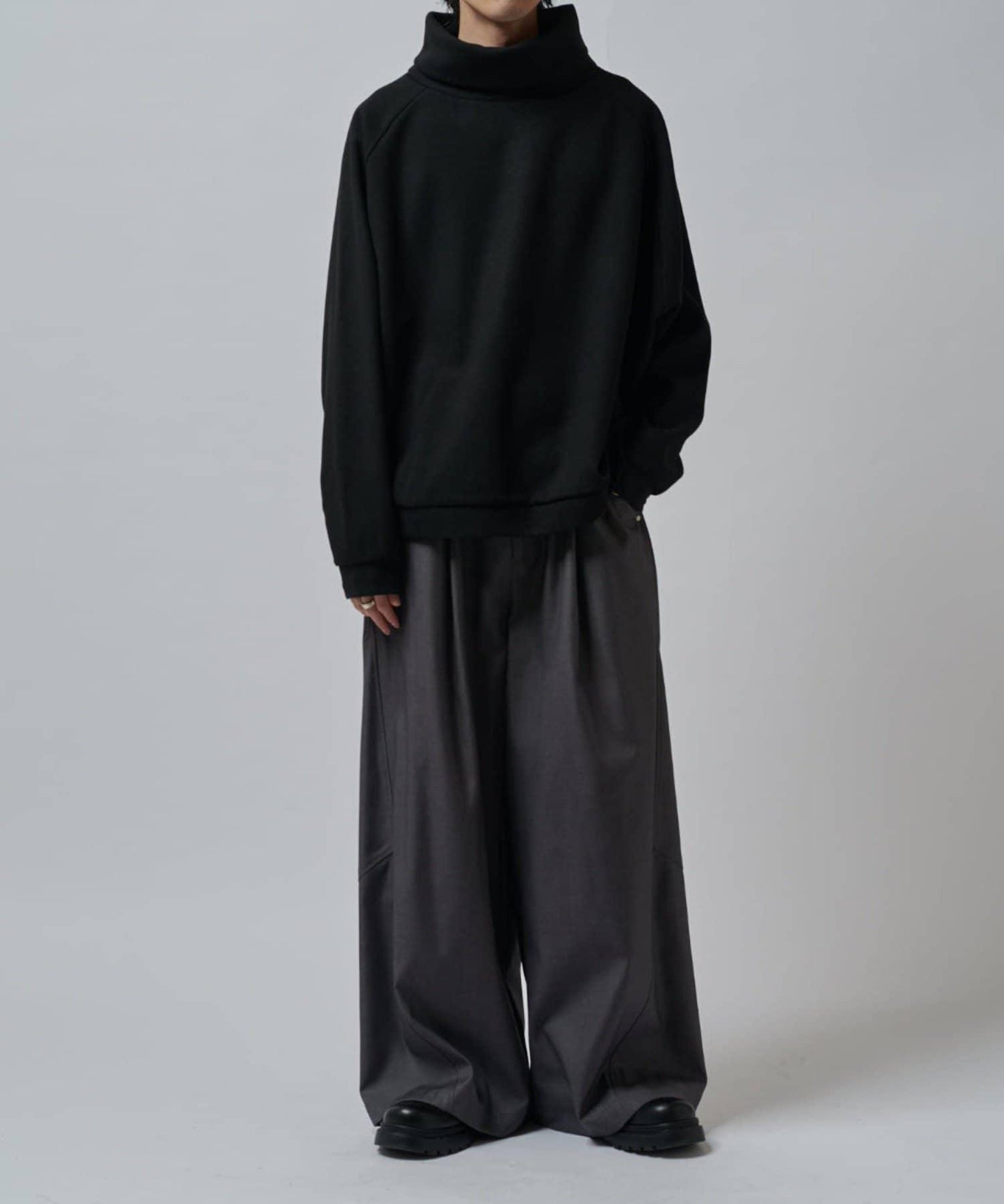 插肩袖高領針織衫