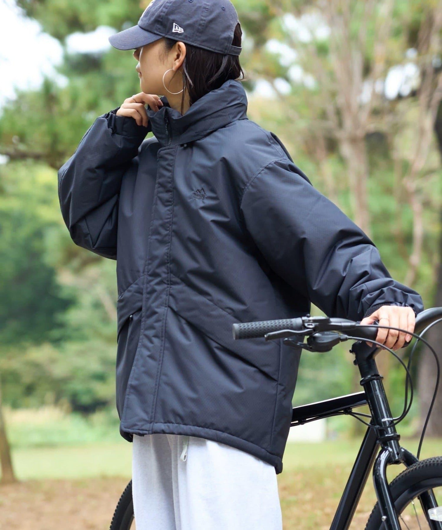 【Franklin Climbing】短款拼色怪獸連帽衛衣