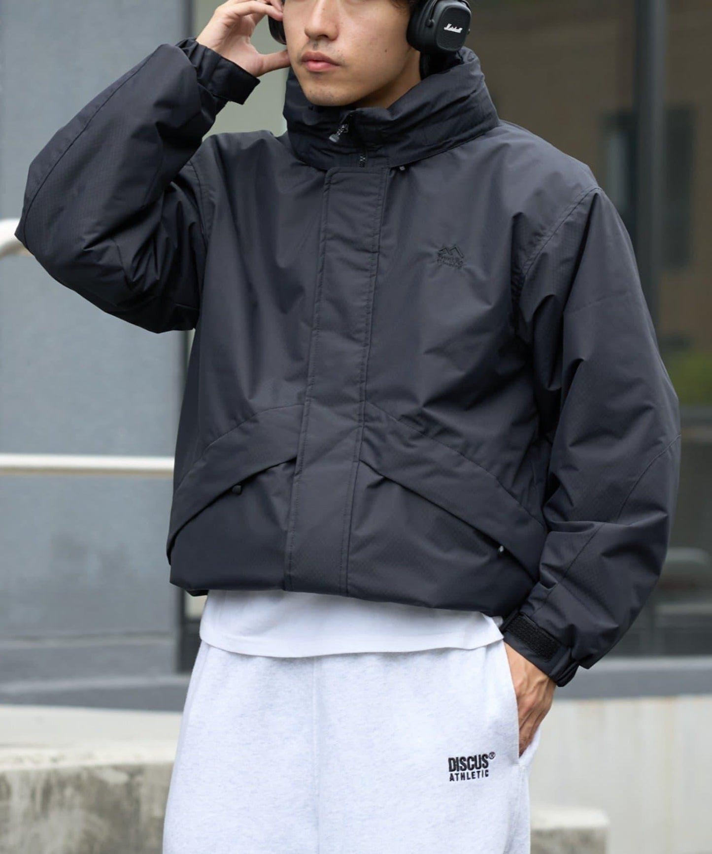 【Franklin Climbing】短款拼色怪獸連帽衛衣