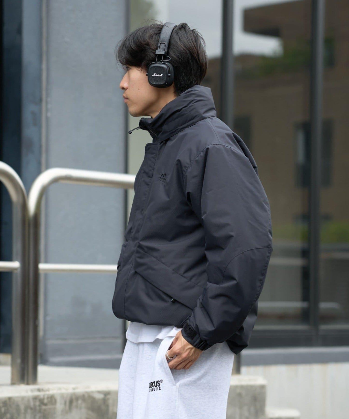 【Franklin Climbing】短款拼色怪獸連帽衛衣