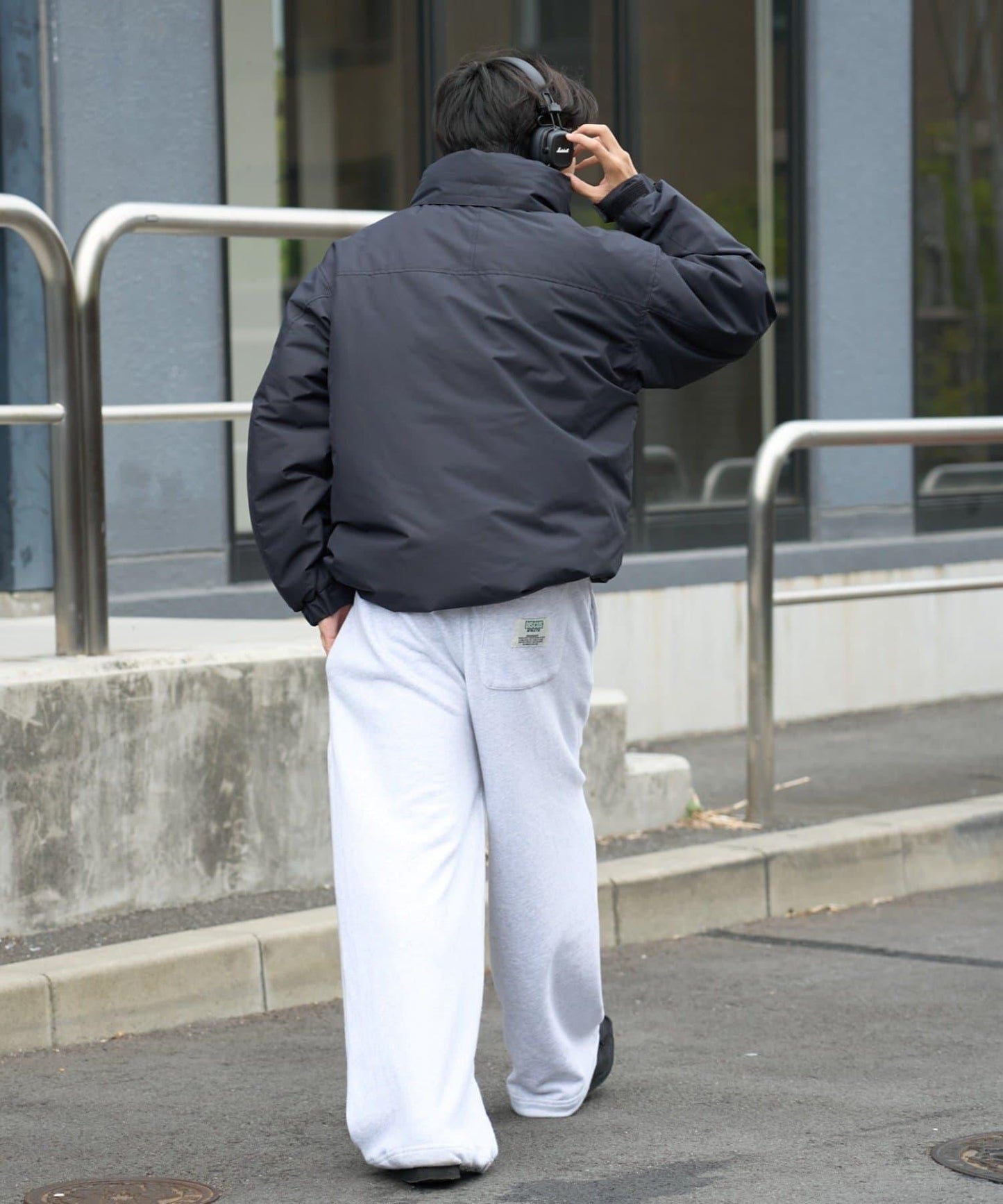 【Franklin Climbing】短款拼色怪獸連帽衛衣