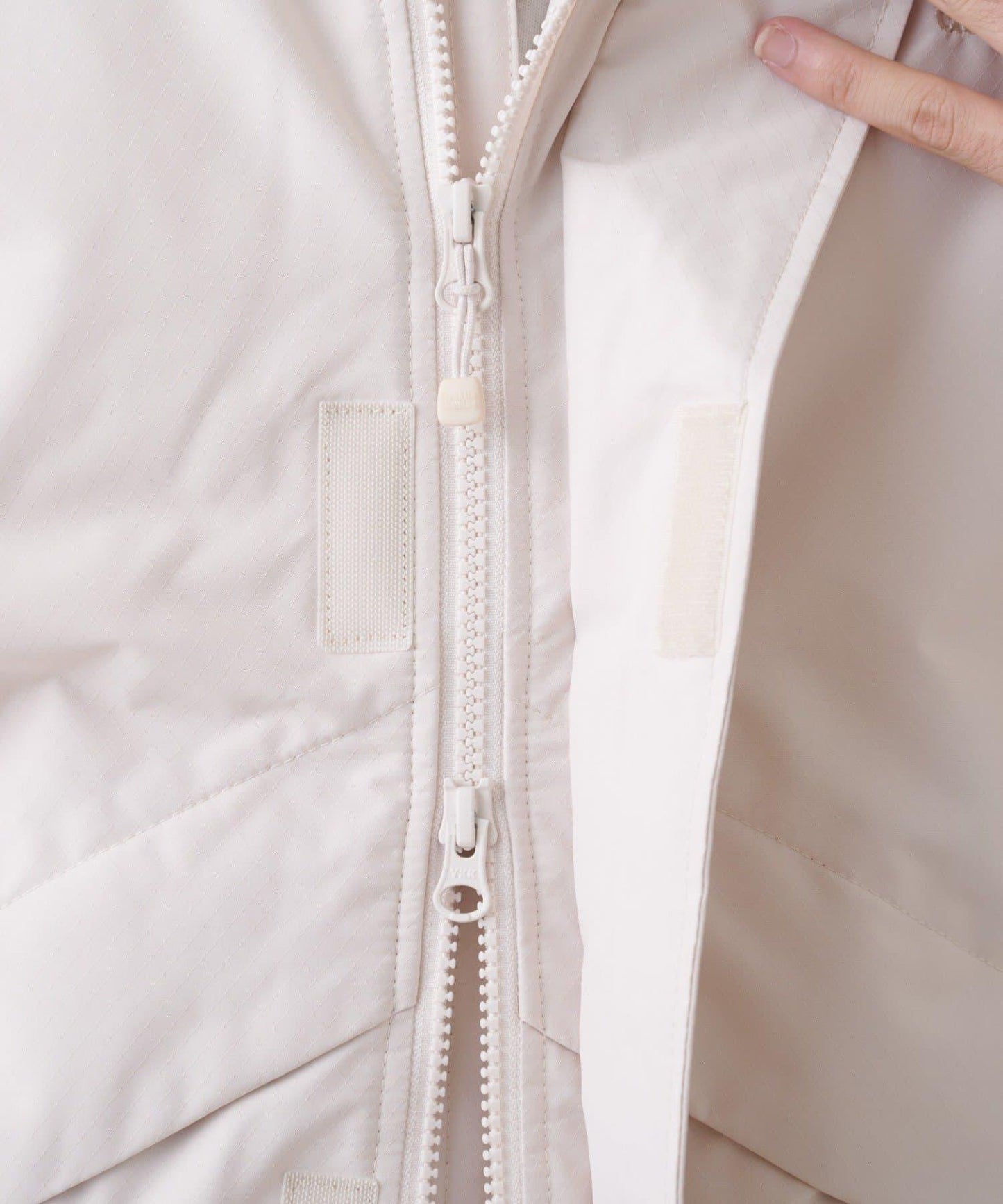 【Franklin Climbing】短款拼色怪獸連帽衛衣