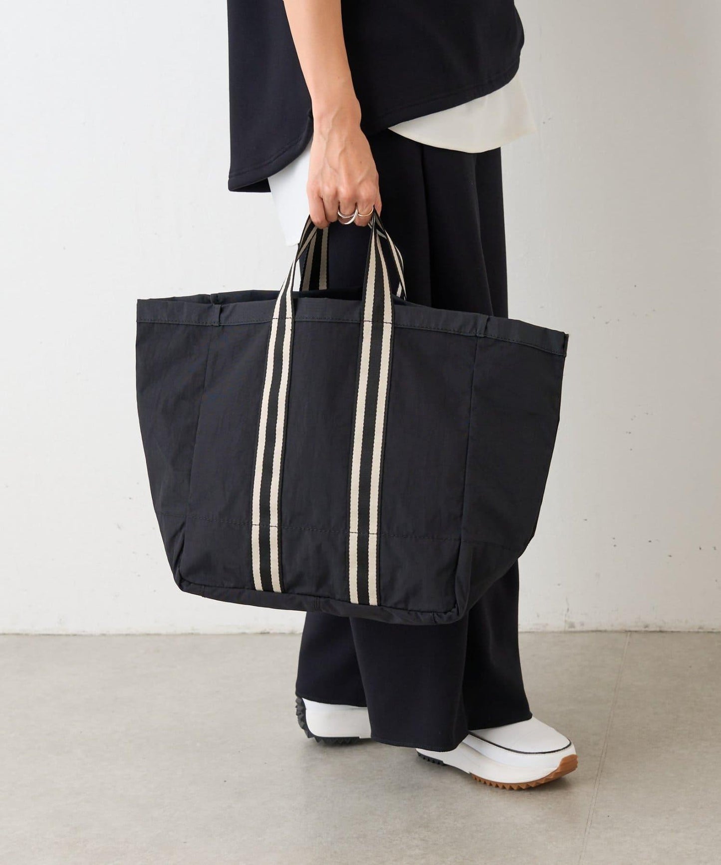 《FRIPIER》帶吊飾拼色托特包