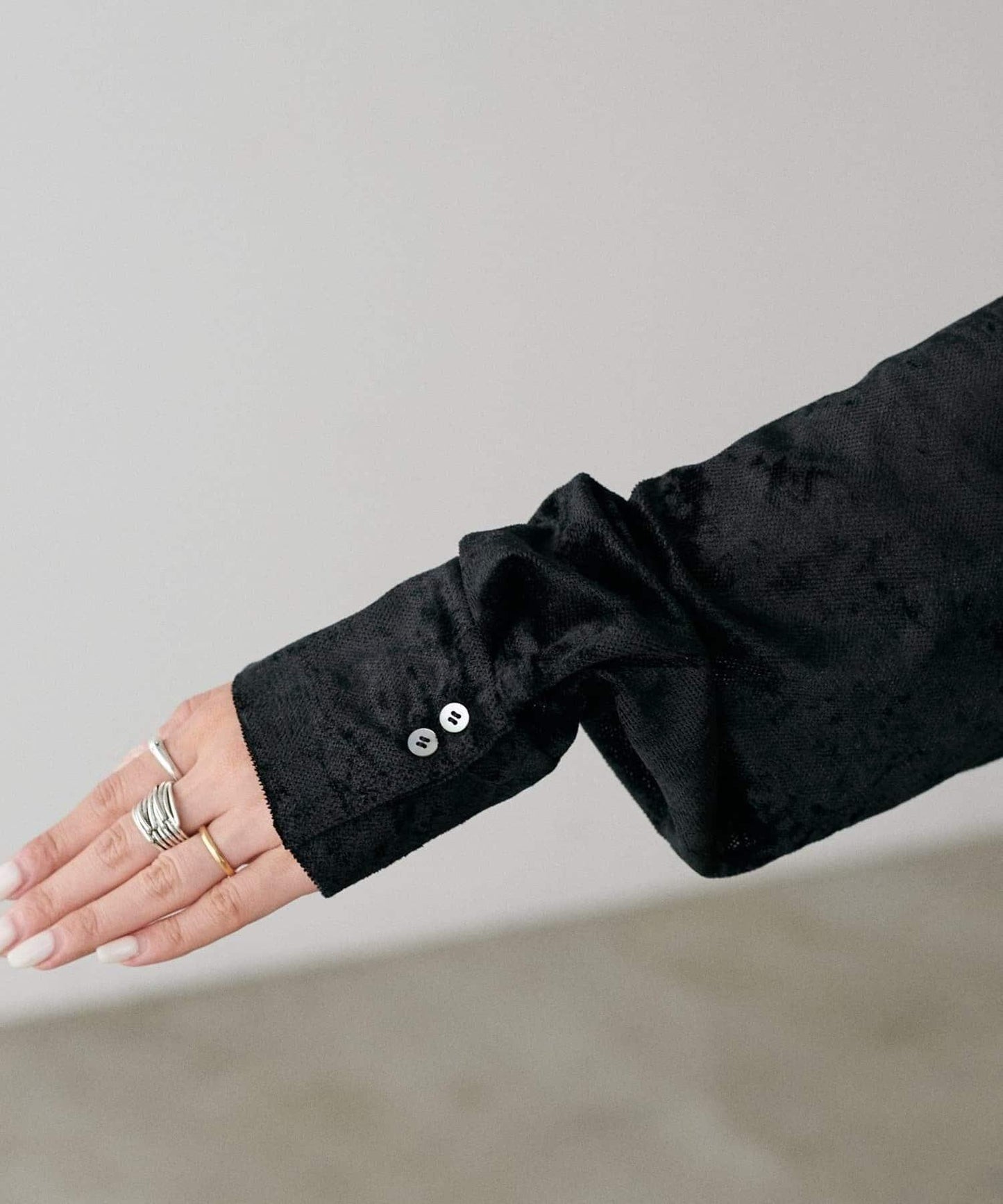 【LARUTA】透視網紗天鵝絨襯衫