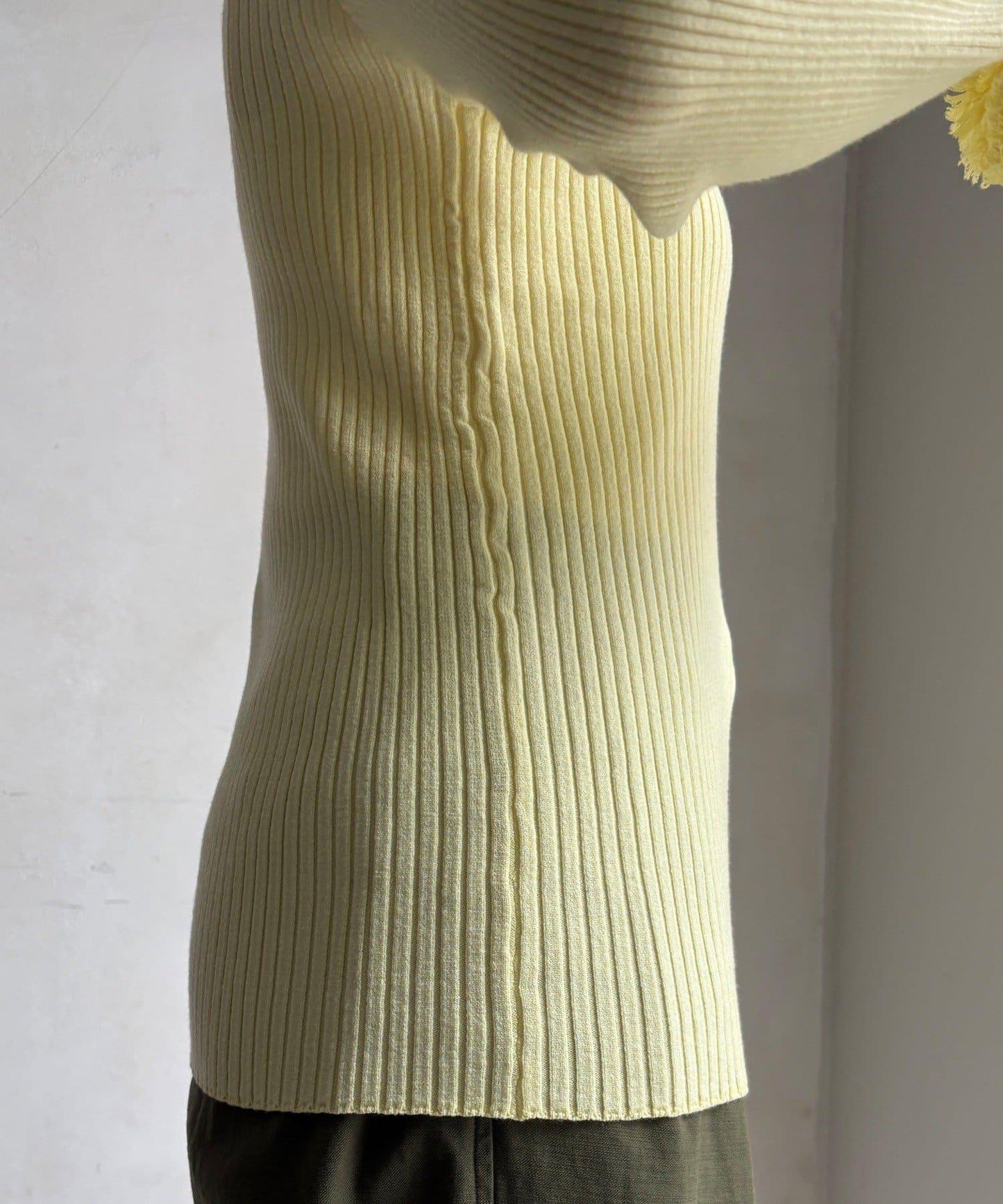 流蘇袖口羅紋針織衫