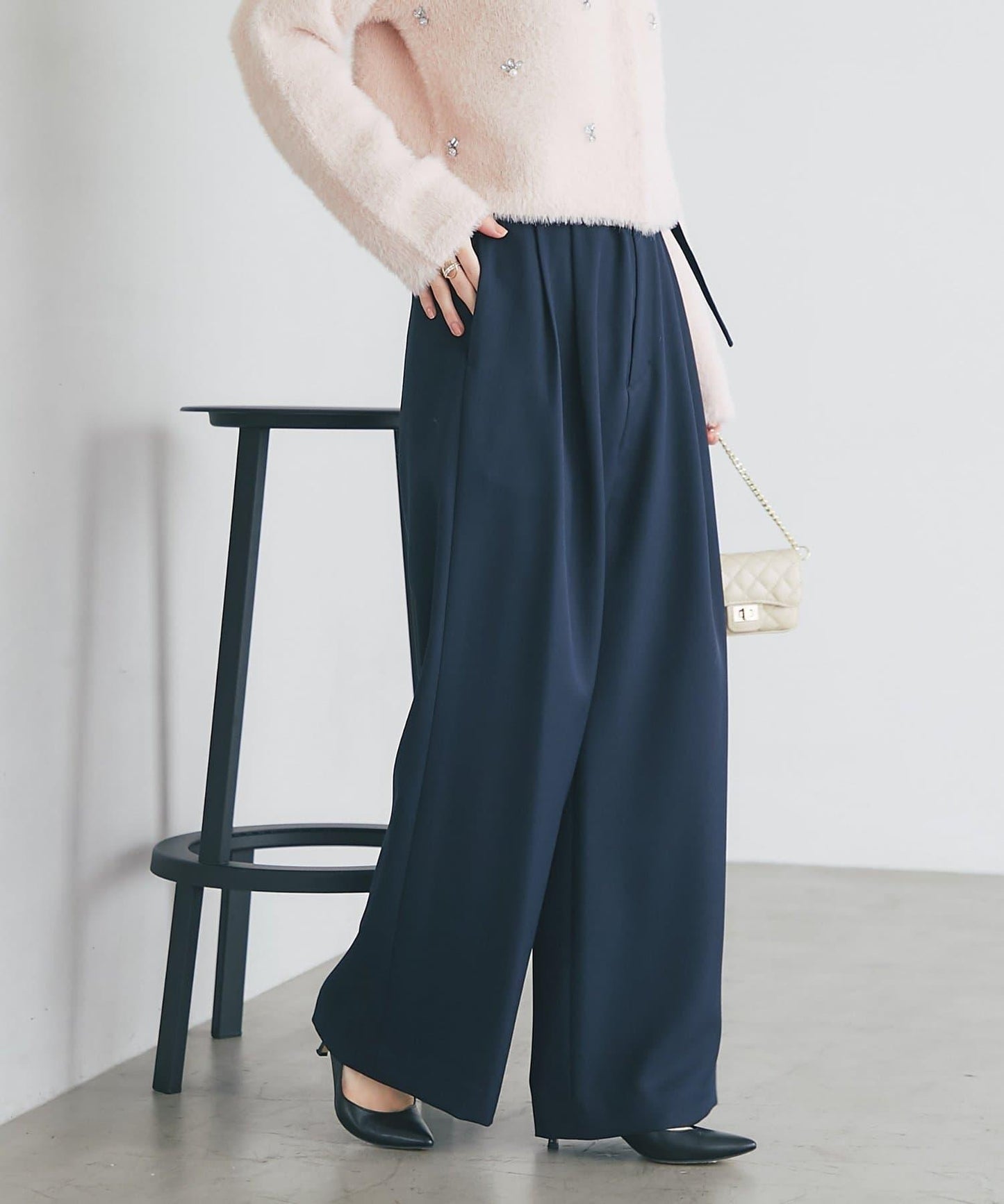 配腰帶寬鬆長褲