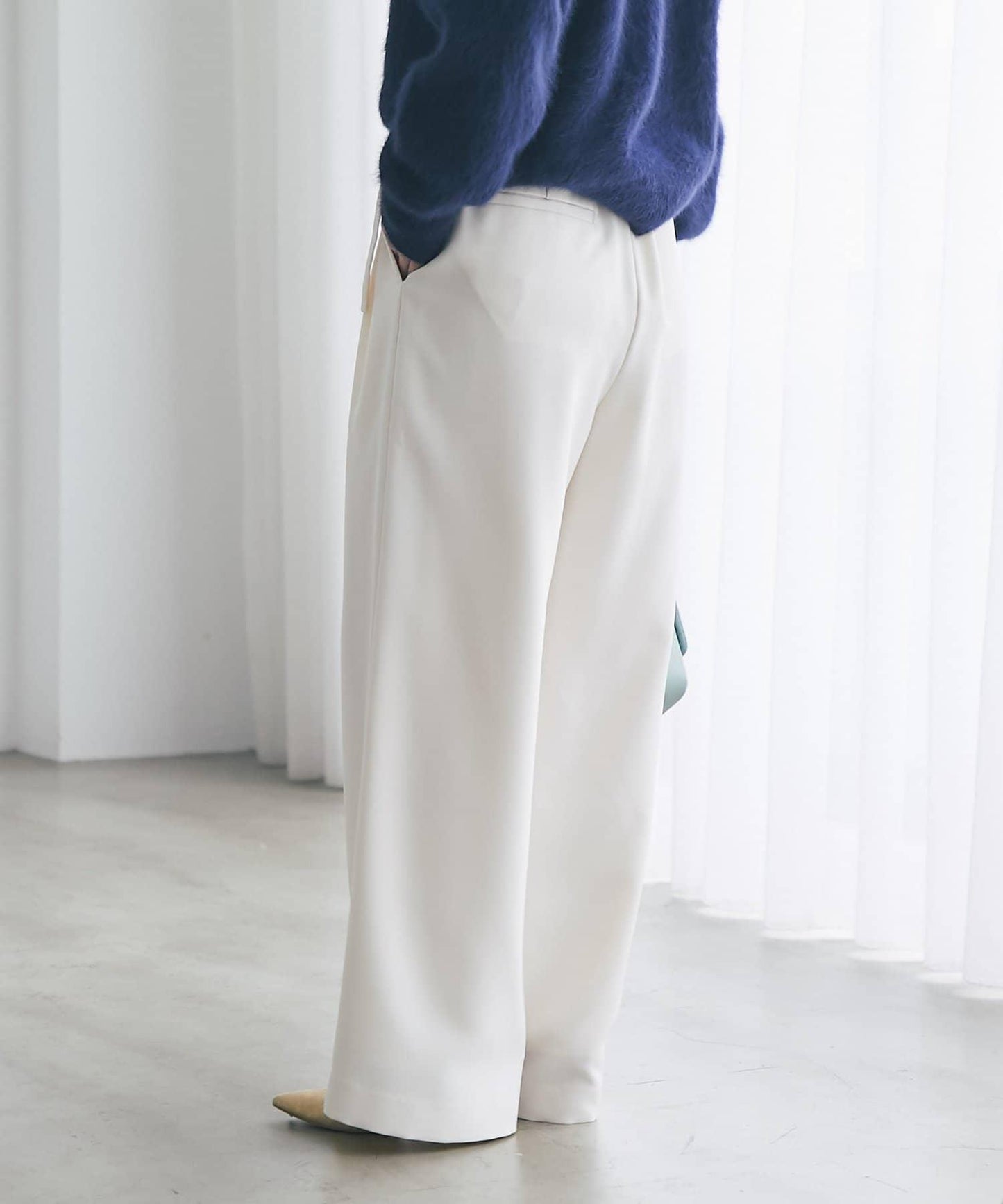 配腰帶寬鬆長褲