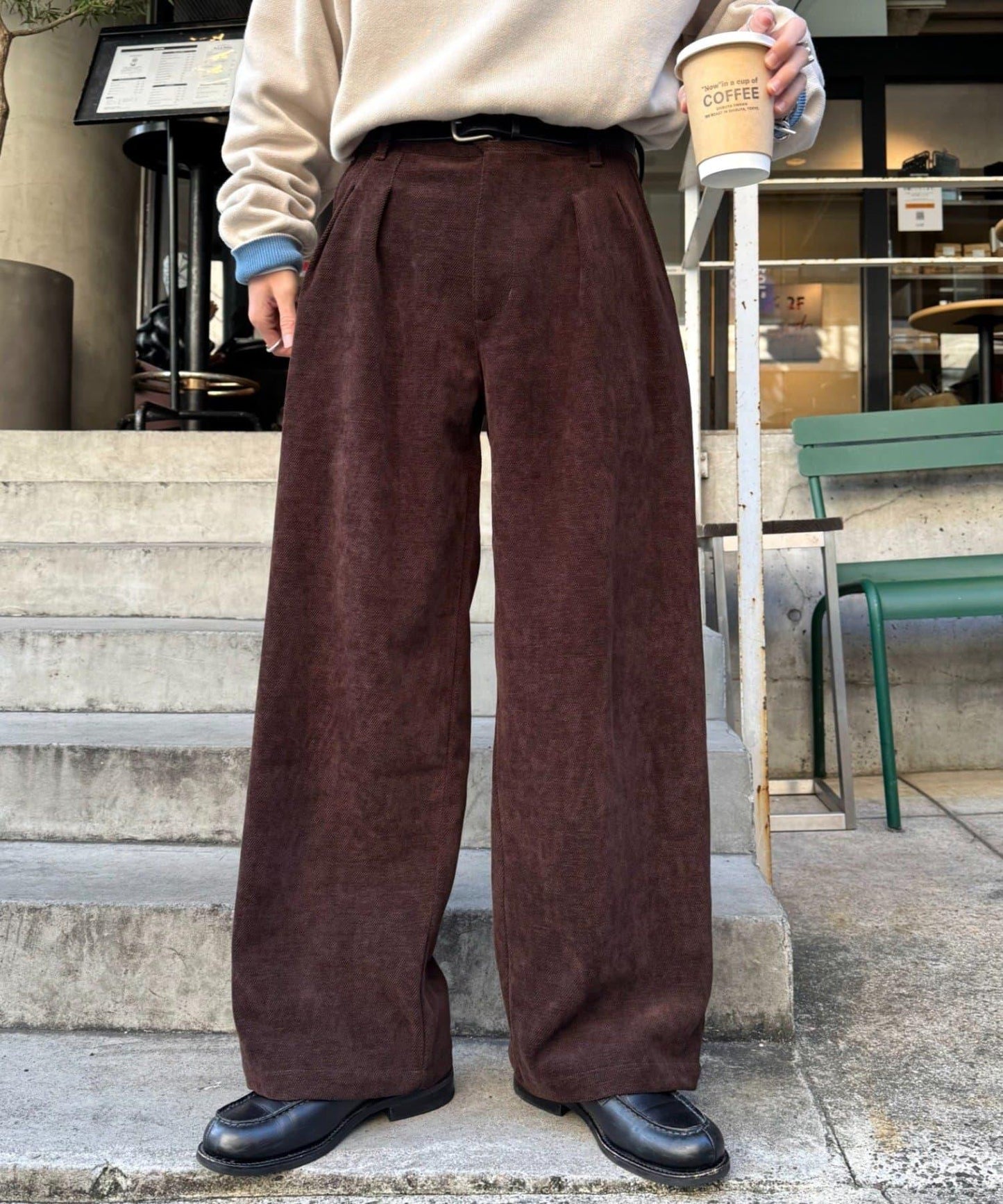 燈芯絨直筒褲