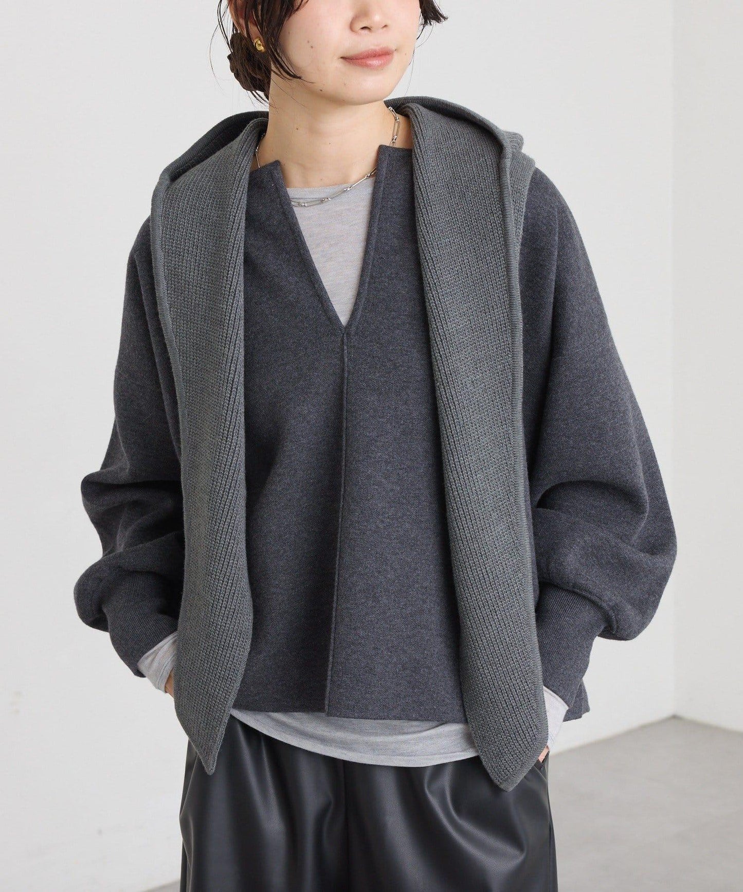 【輕盈感◎】鑰匙領口墊肩針織衫/預計12月中旬發貨