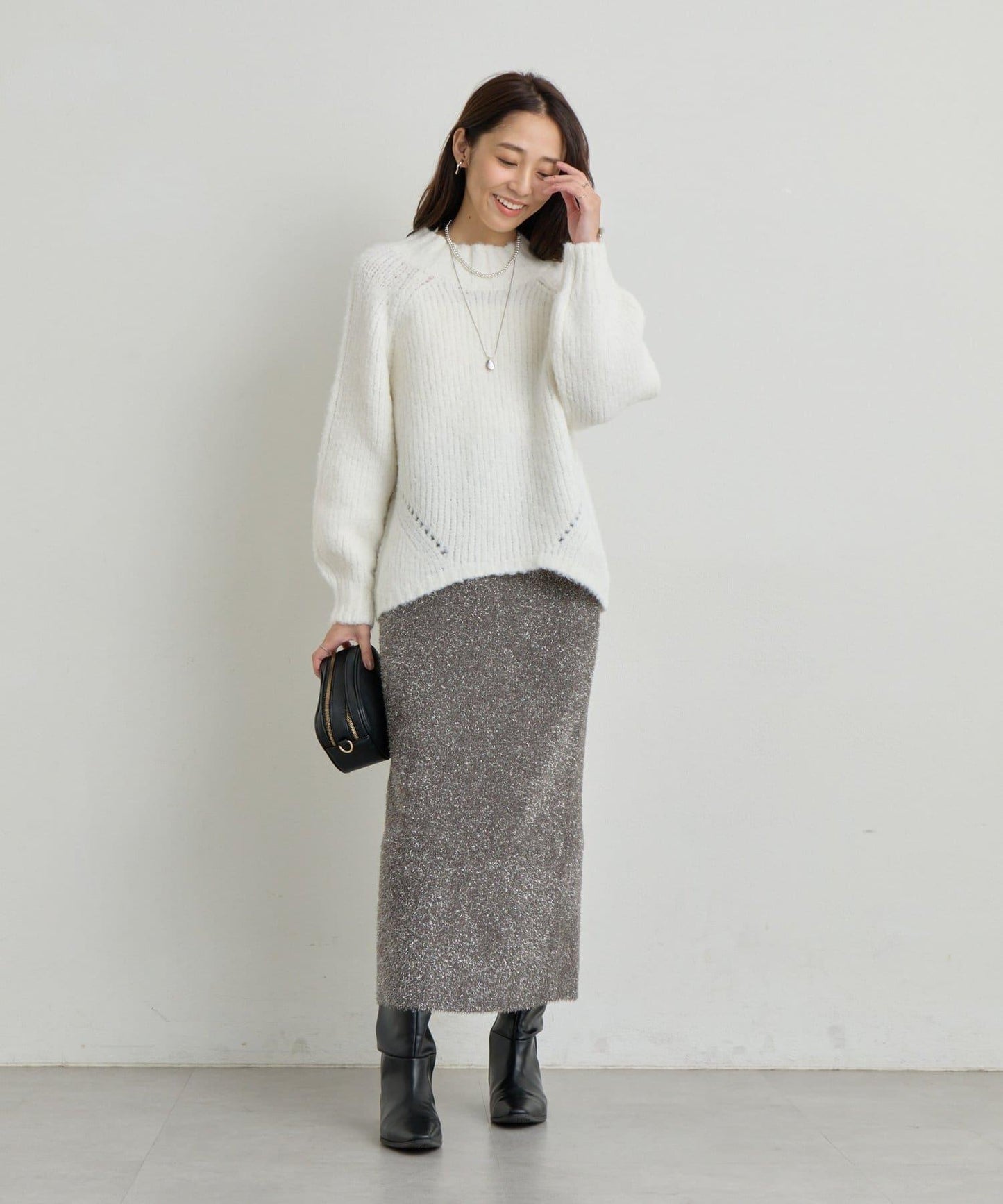 增添華麗感薄膜亮片針織修身半身裙