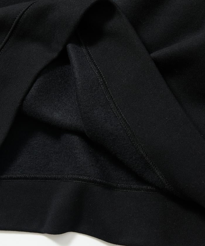 寬鬆版型背部印花圓領衛衣 / STILL WED