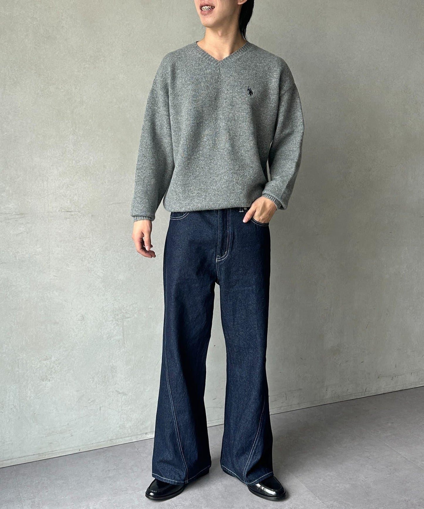 【U.S. POLO ASSN. 】V領針織套頭衫