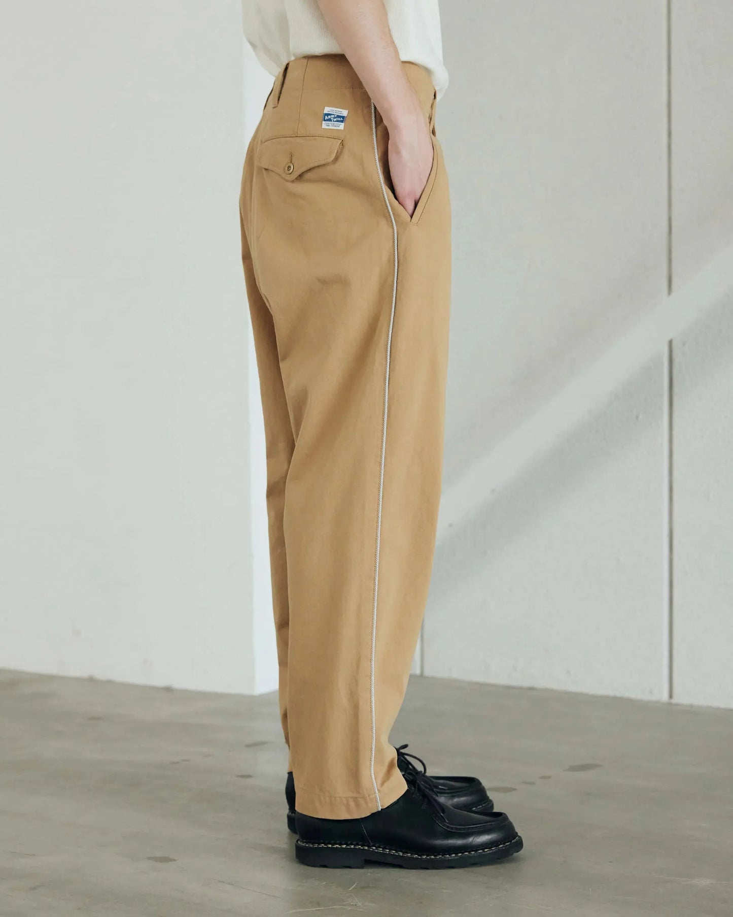 ARMY TWILL Left Twill Parade Pants 直筒斜紋休閒褲