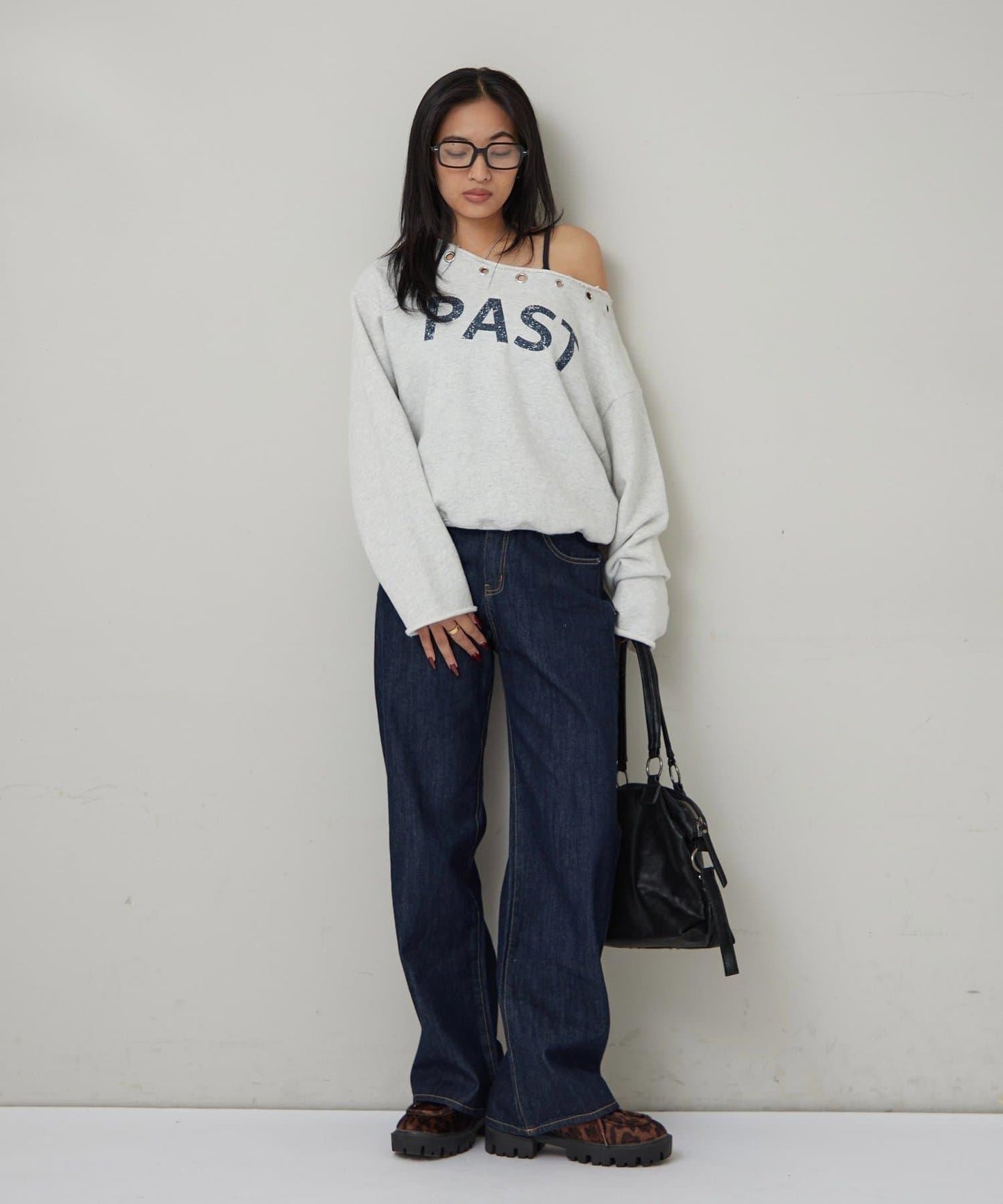 中長款喇叭牛仔褲