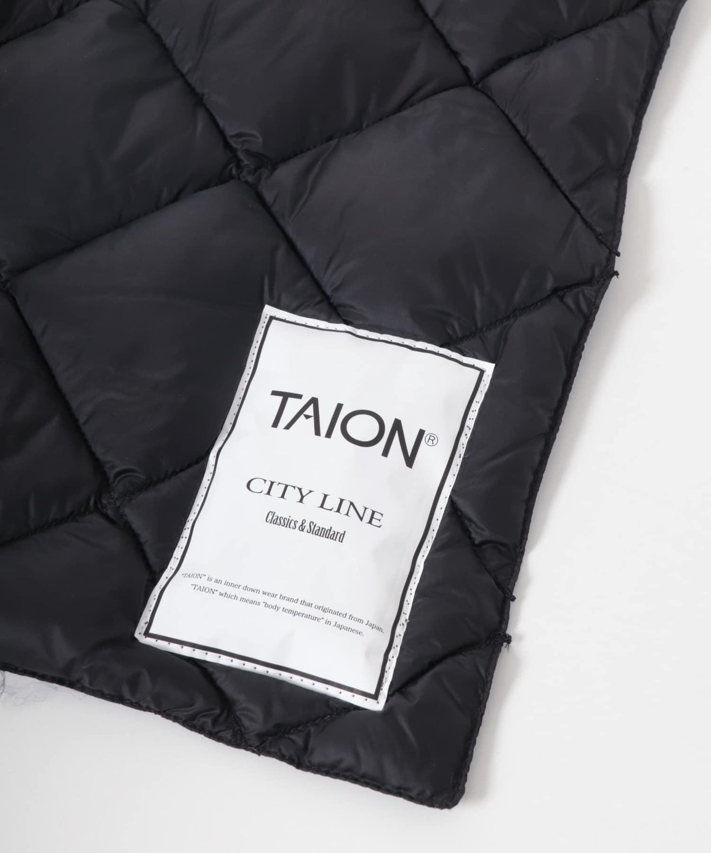 TAION 城市系列羽絨圍巾