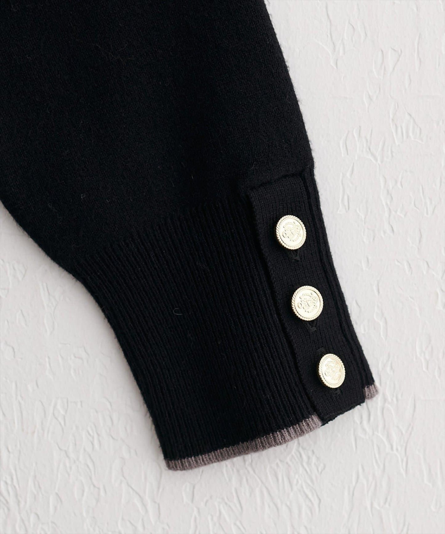 愛心領拼色針織套頭衫