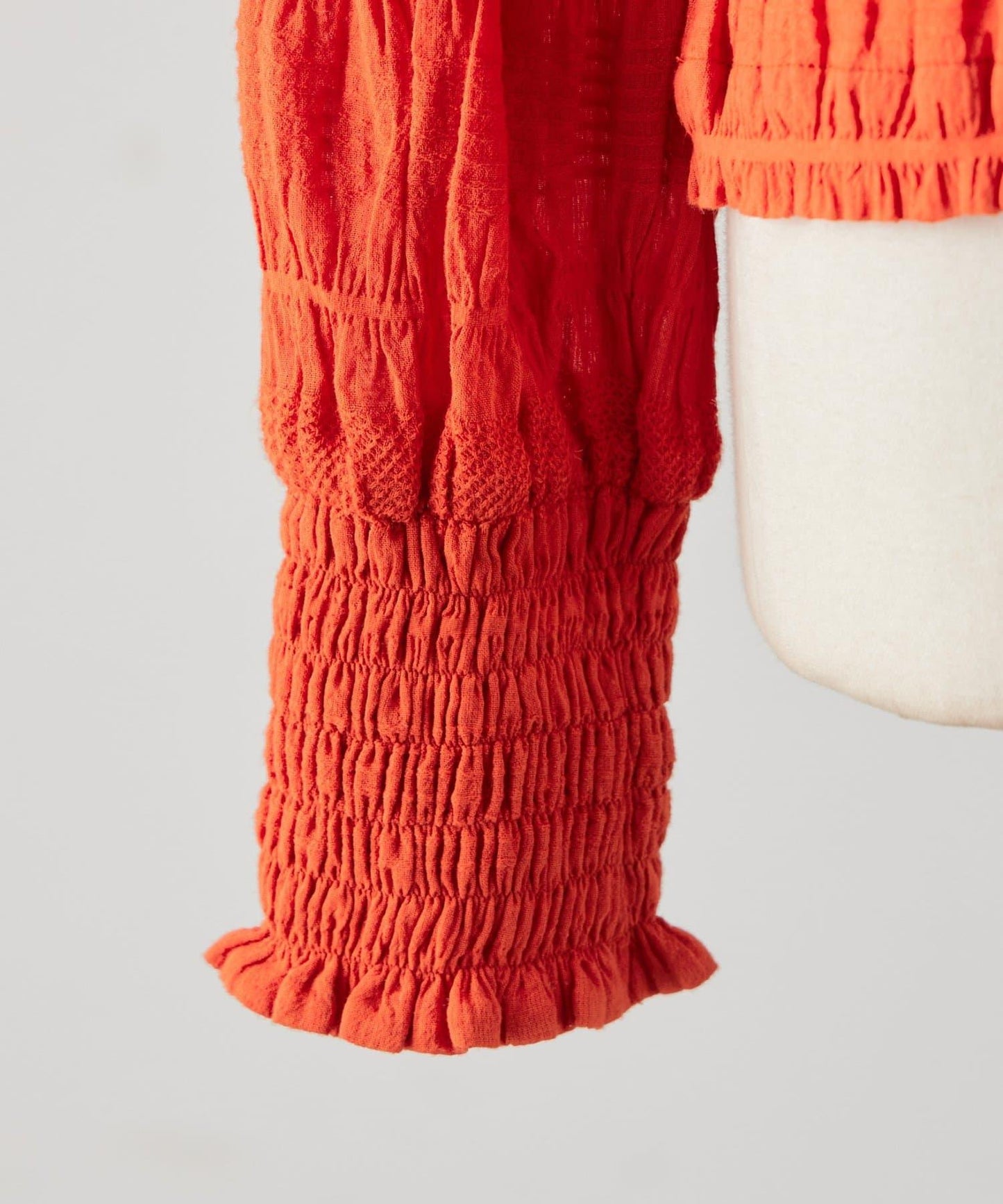 《近日開始》棉質褶皺襯衫