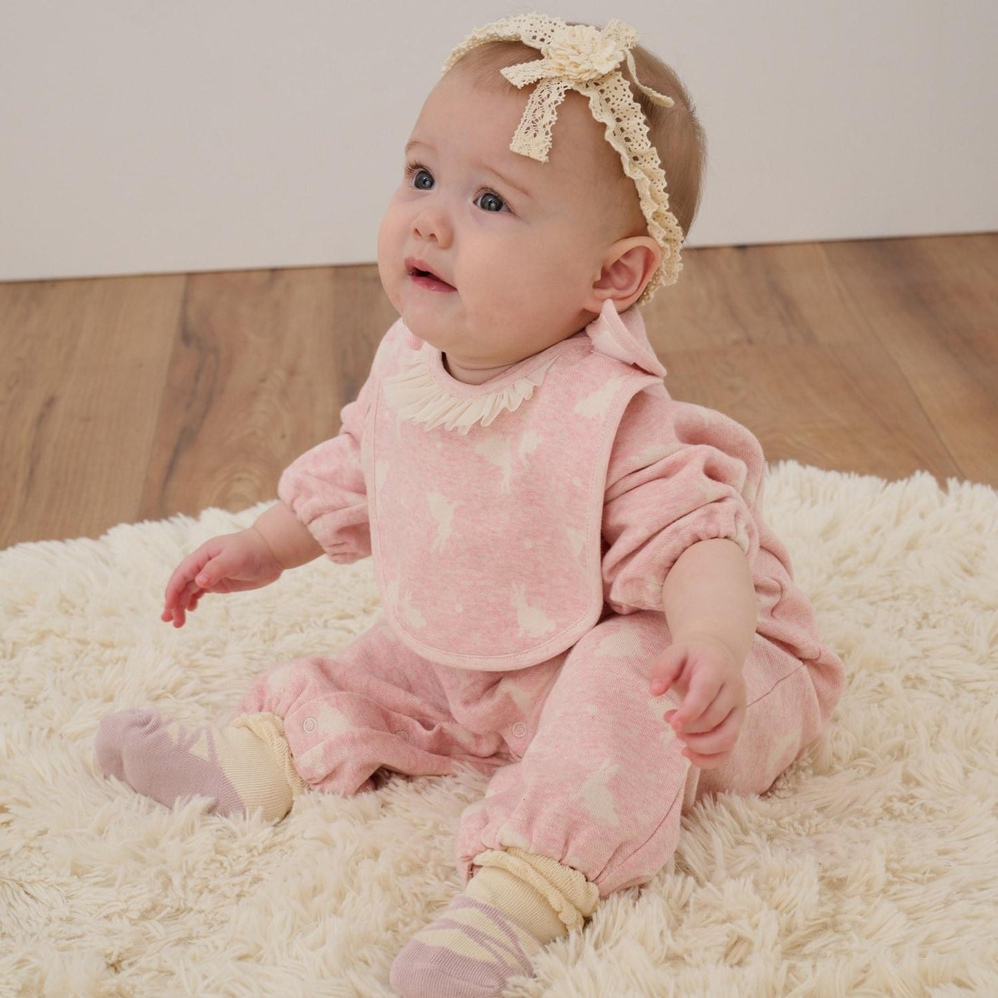 【有機棉】兔子提花圍兜【日本製造】