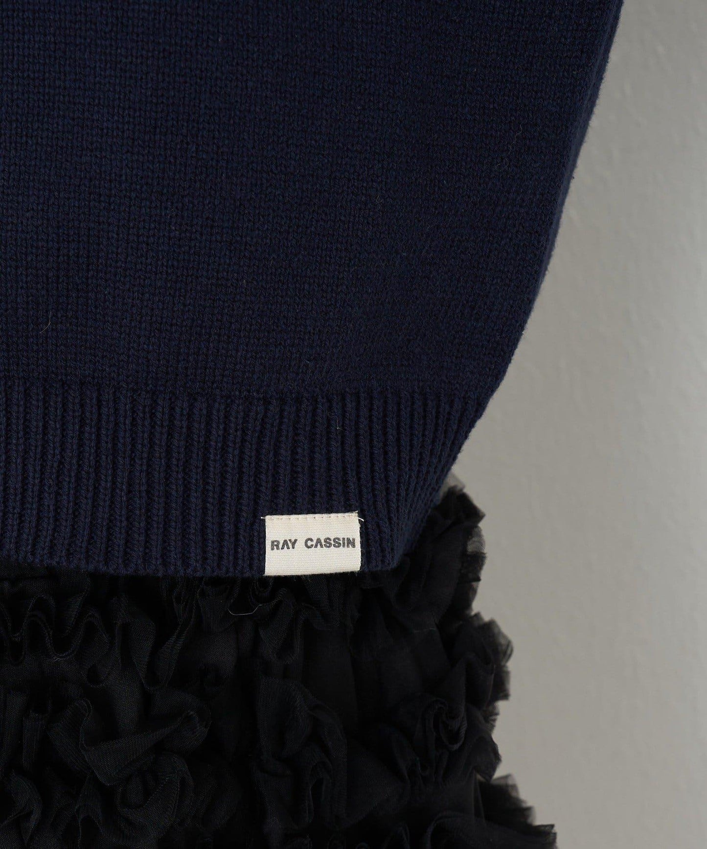 標誌合身針織上衣