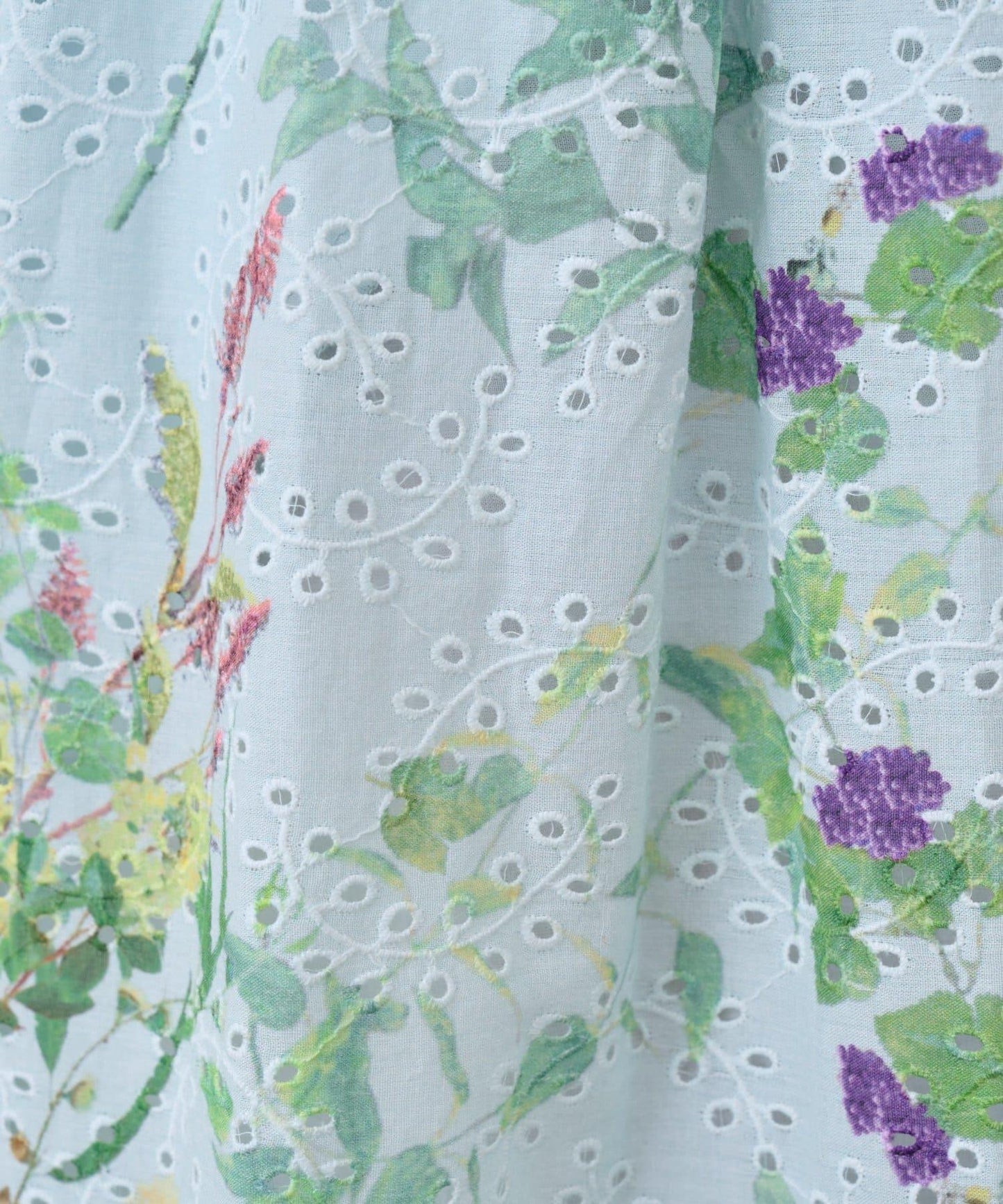 優雅顯氣質 刺繡花卉印花 連衣裙