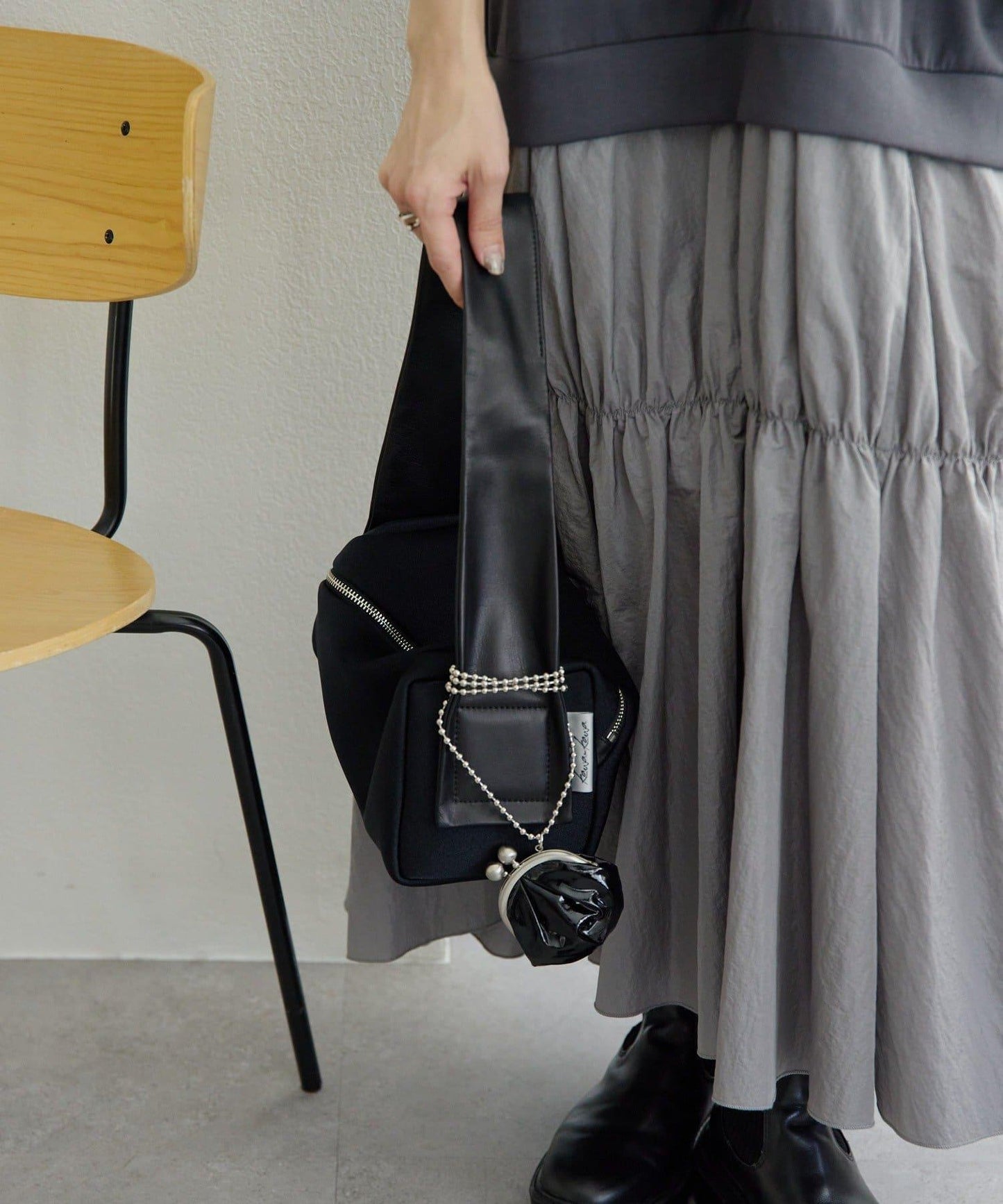 kawa-kawa NO1531 wet 盒型單肩包